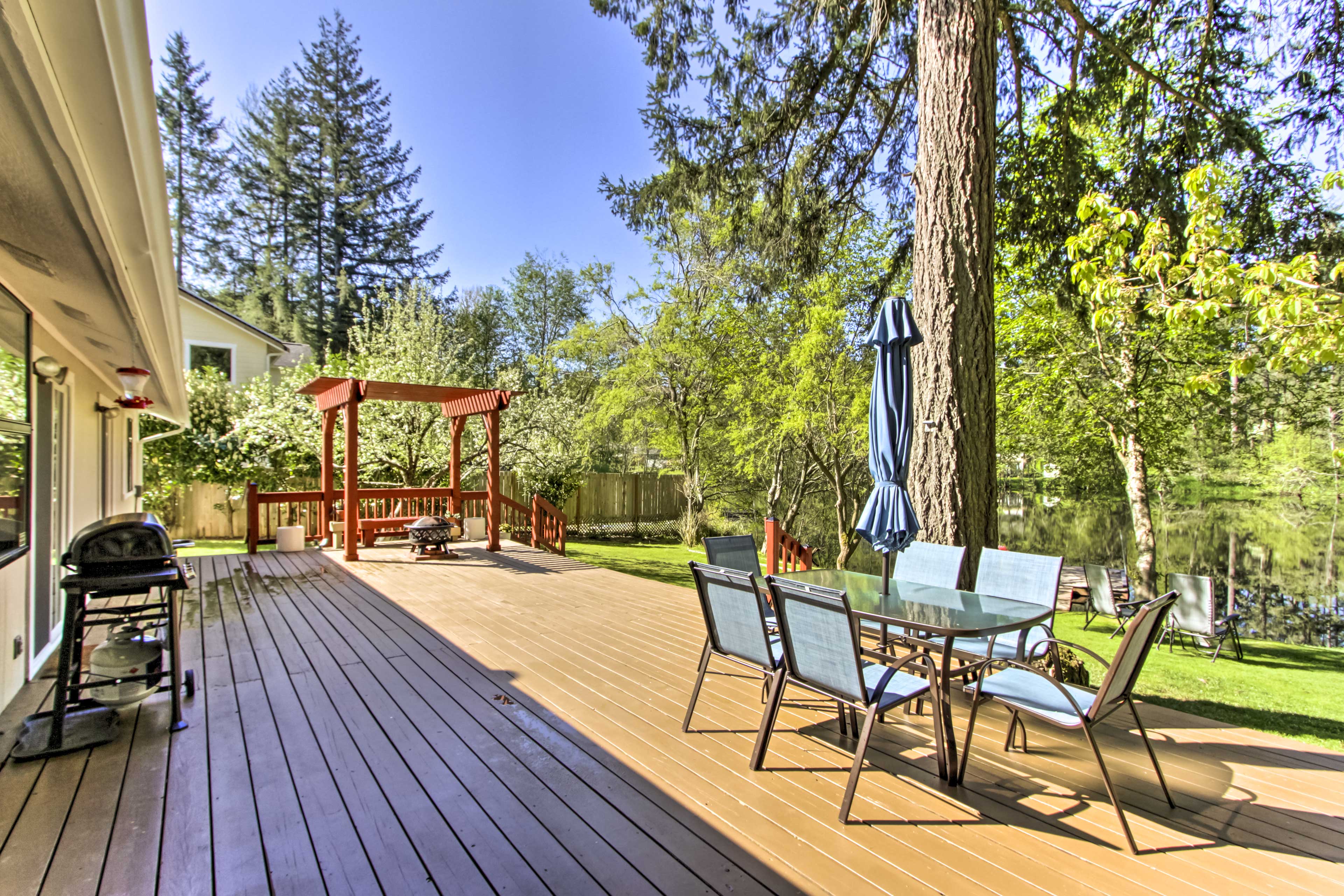 Quiet Lakefront Olympia Home w/ Dock on Half Acre Home Rental in Olympia