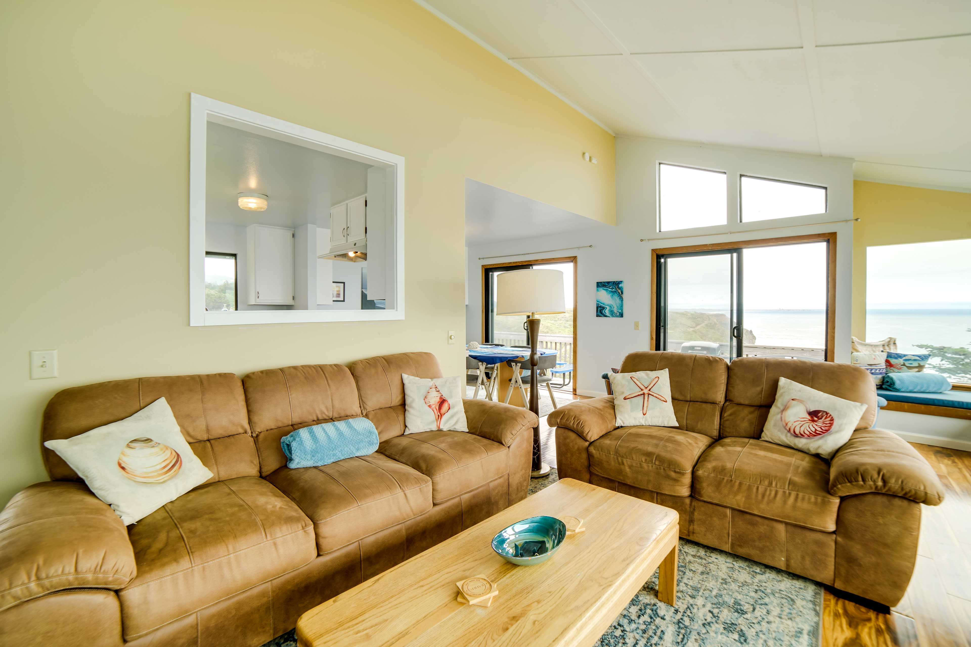 Property Image 2 - ’Rahus Ocean Refuge’ with Manchester Coast Views!