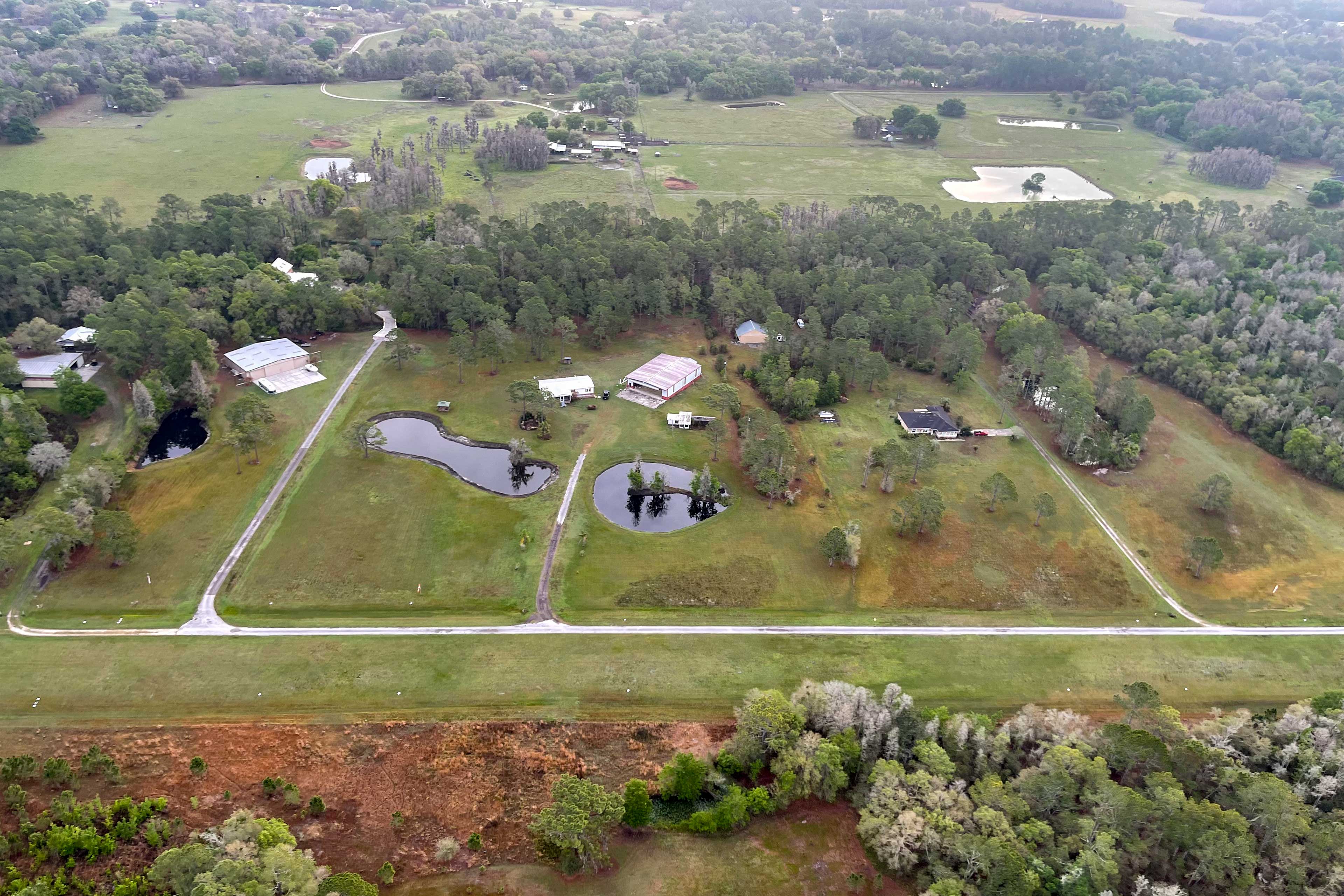 Property Image 1 - Updated Lakeland Home + Fire Pit on 10 Acres!