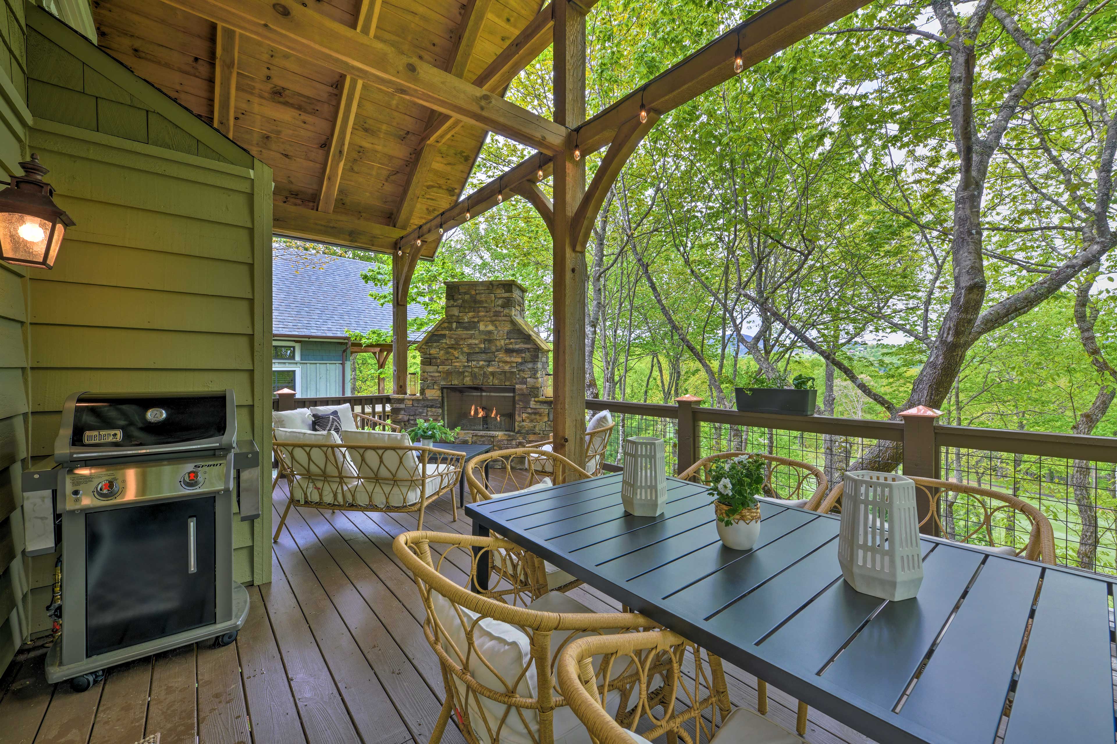 Property Image 2 - Stunning Cashiers Home w/ Deck & Outdoor Fireplace