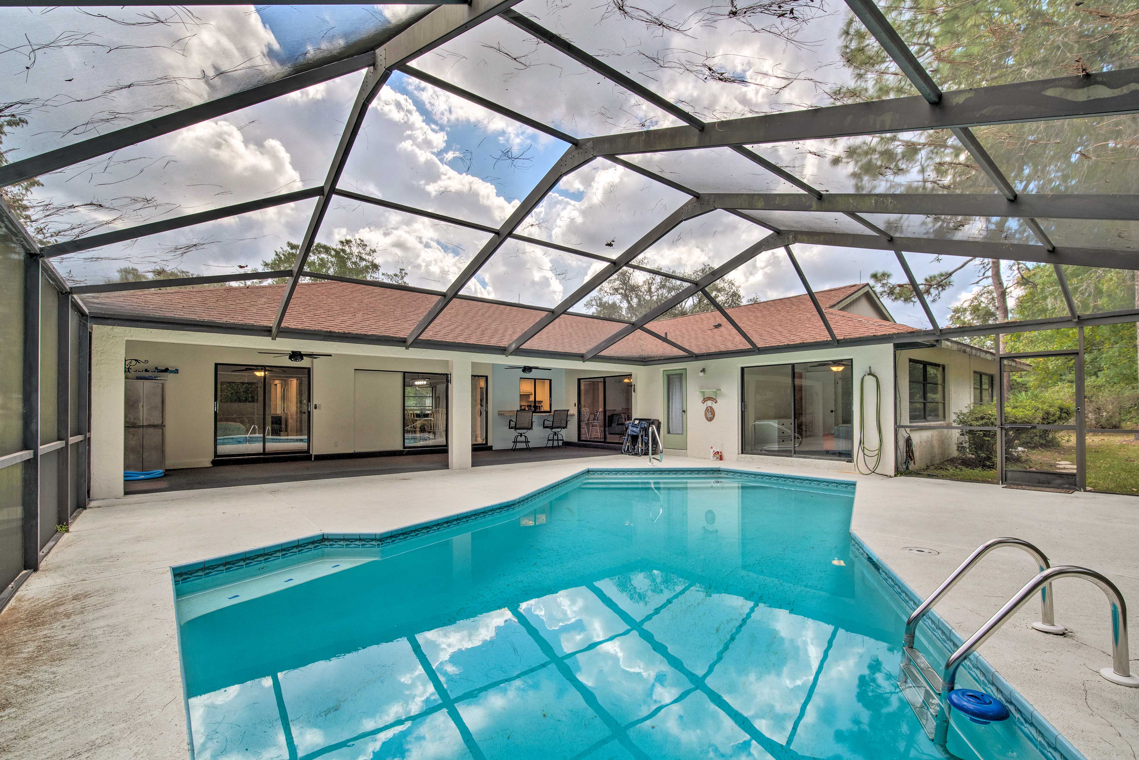 Property Image 1 - Stunning Homosassa Getaway w/ Private Pool!