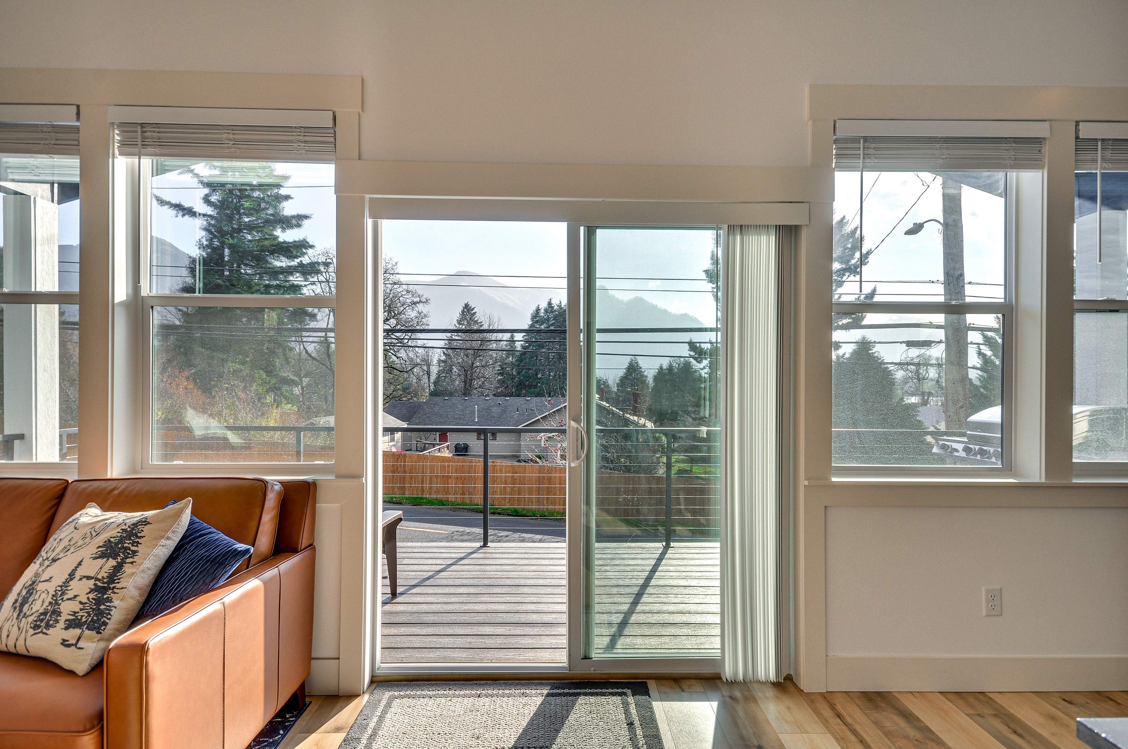 Stunning Stevenson Retreat w/ Mountain Views!