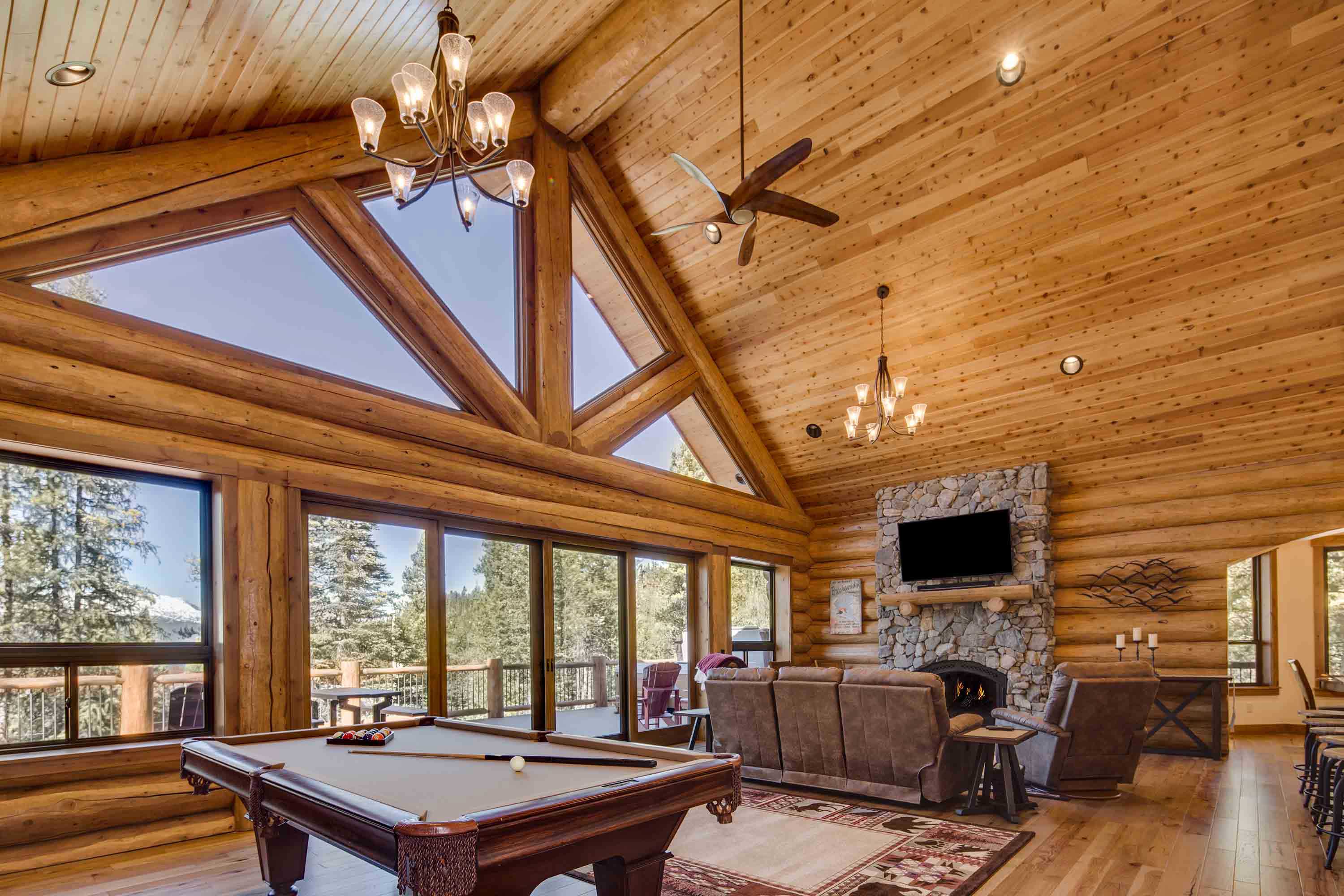 Property Image 1 - Luxe Log Cabin w/ Hot Tub, Bar + Mountain Views!