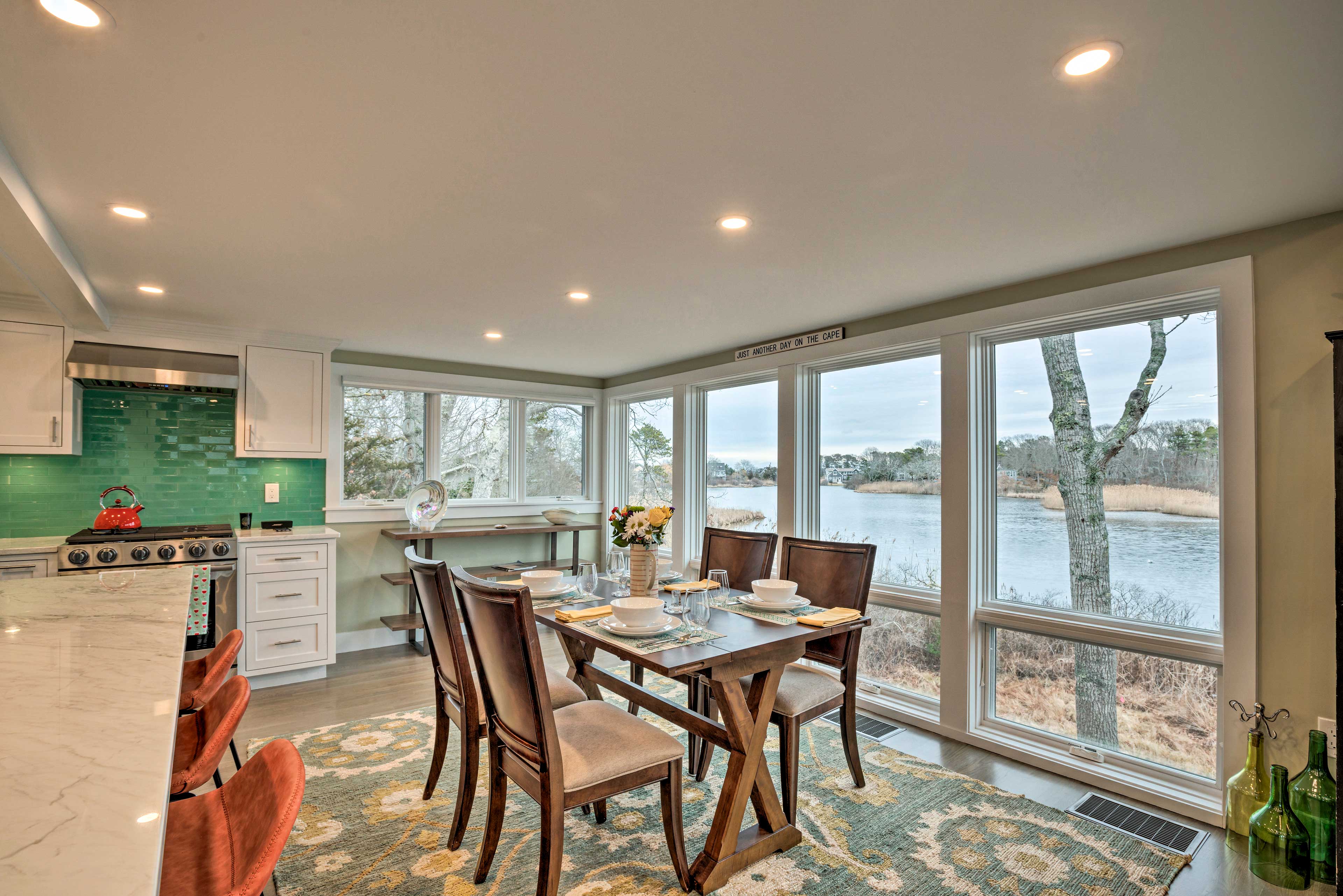 Property Image 2 - Luxe Waterfront Getaway - 1 Mile to Ferry & Beach!