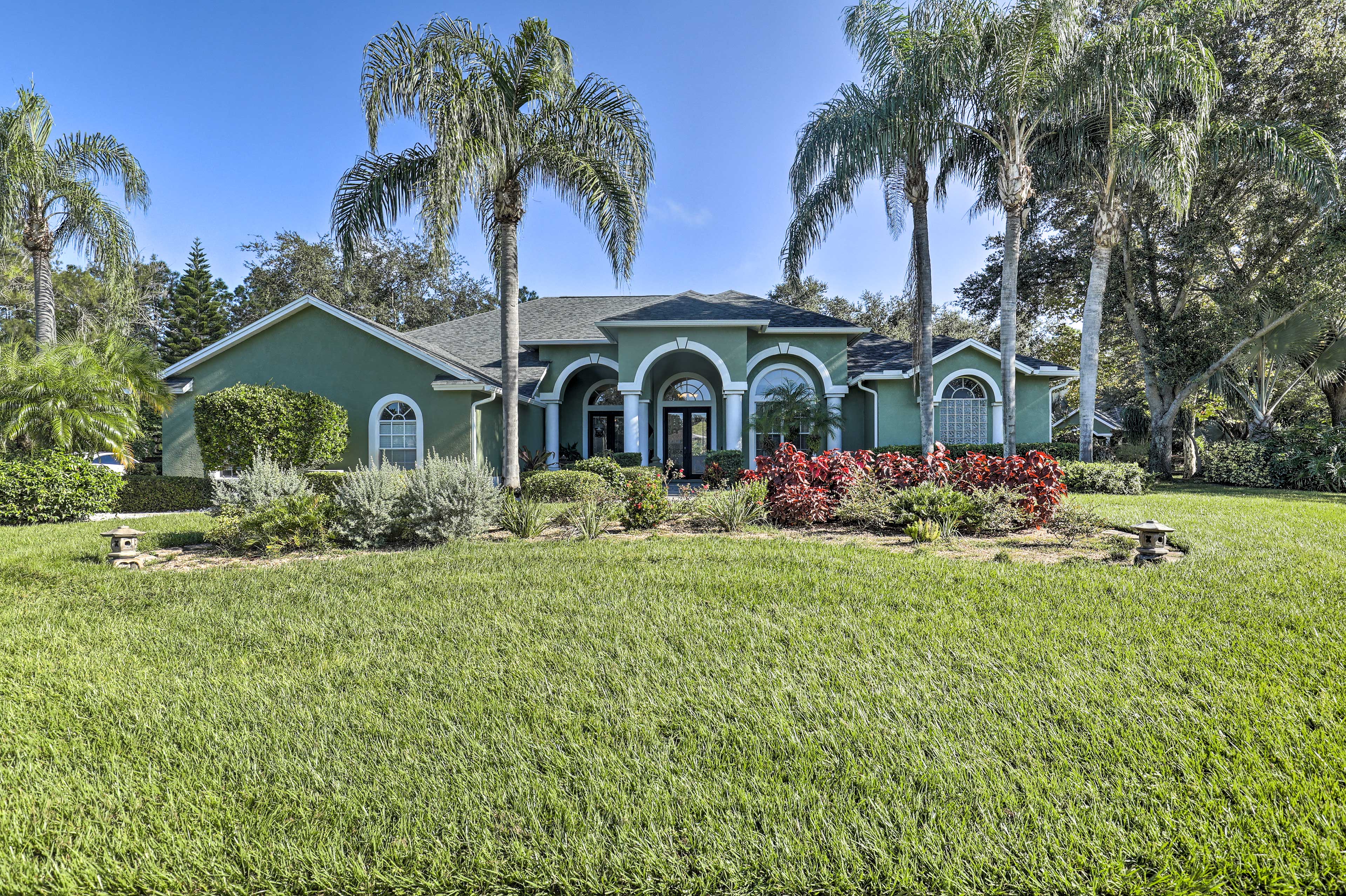 Property Image 2 - Luxurious Home w/ Private Pool & Lanai Near Tampa!