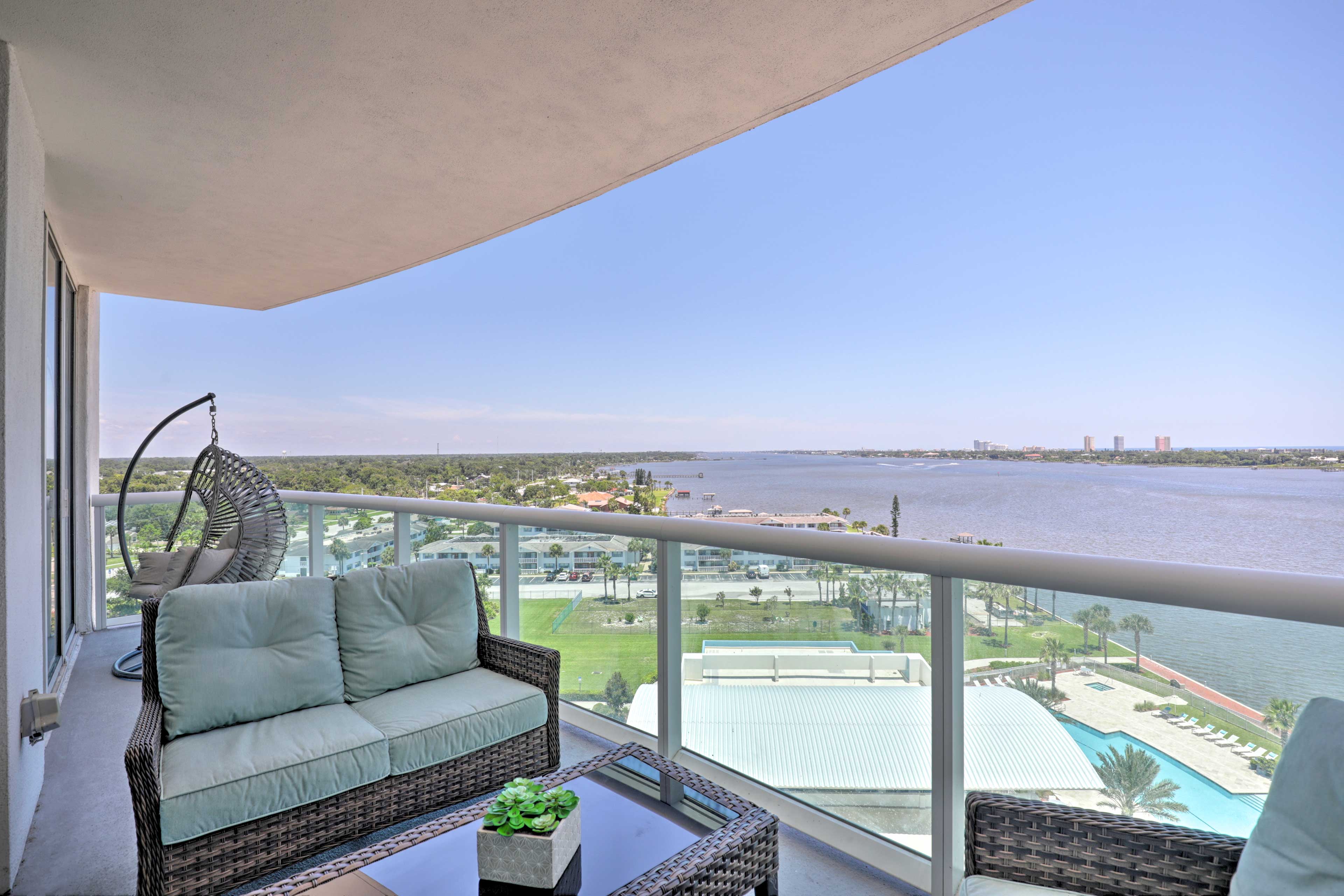 Property Image 2 - Luxurious Daytona Beach Condo w/ Resort Amenities!