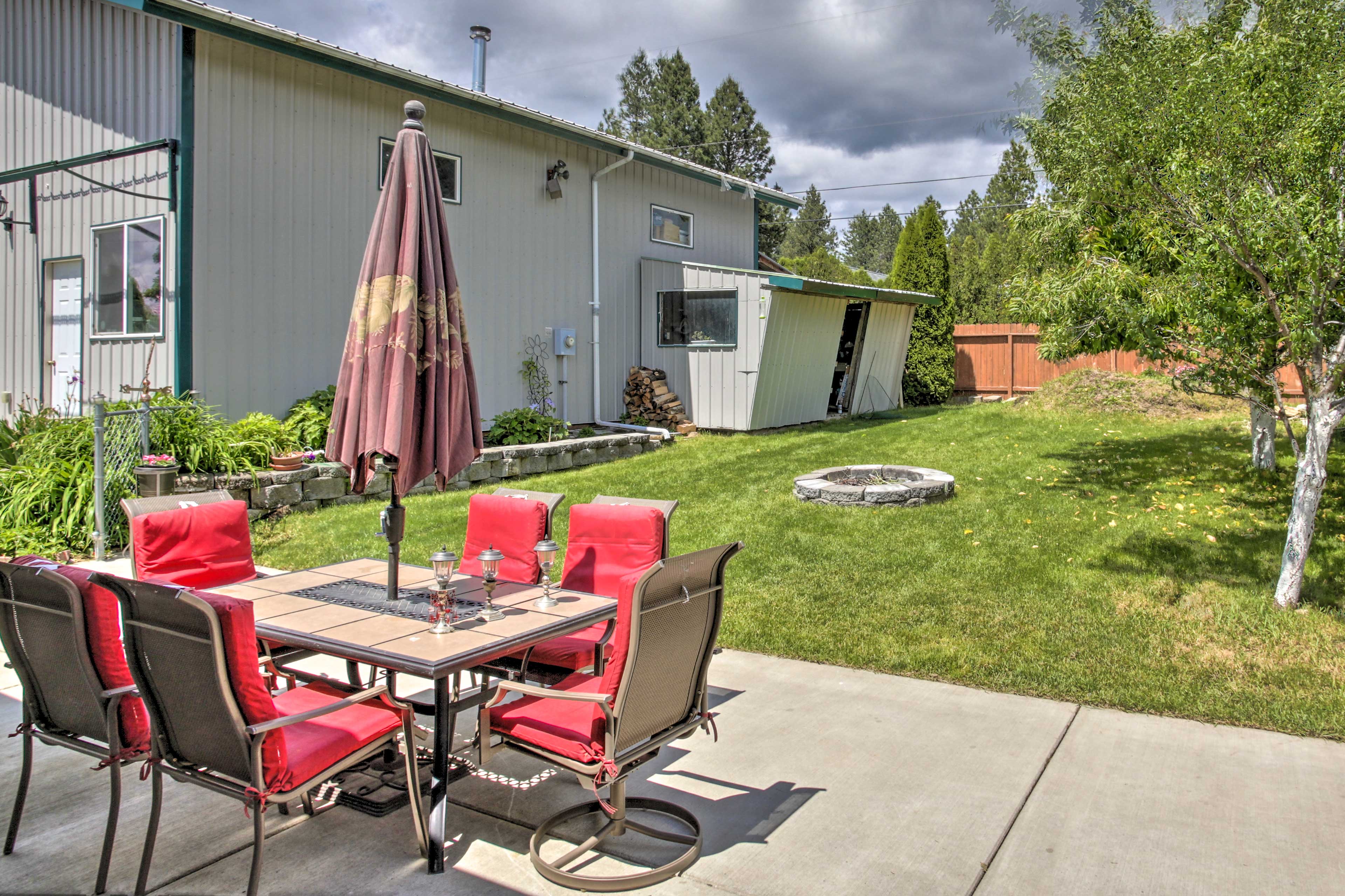 Property Image 2 - Sunny Home w/ Patio < 10 Mi to Lake Coeur d’Alene