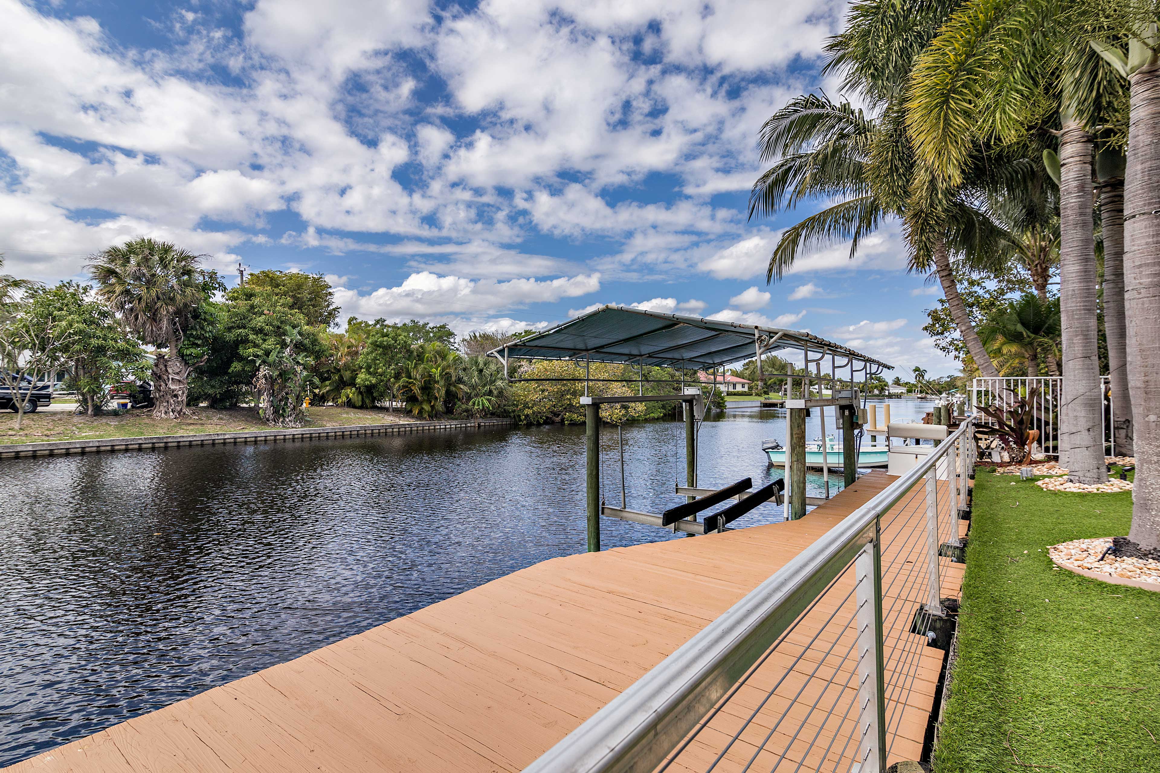 Property Image 2 - Sunny Waterfront Home by West Palm w/ Hot Tub!