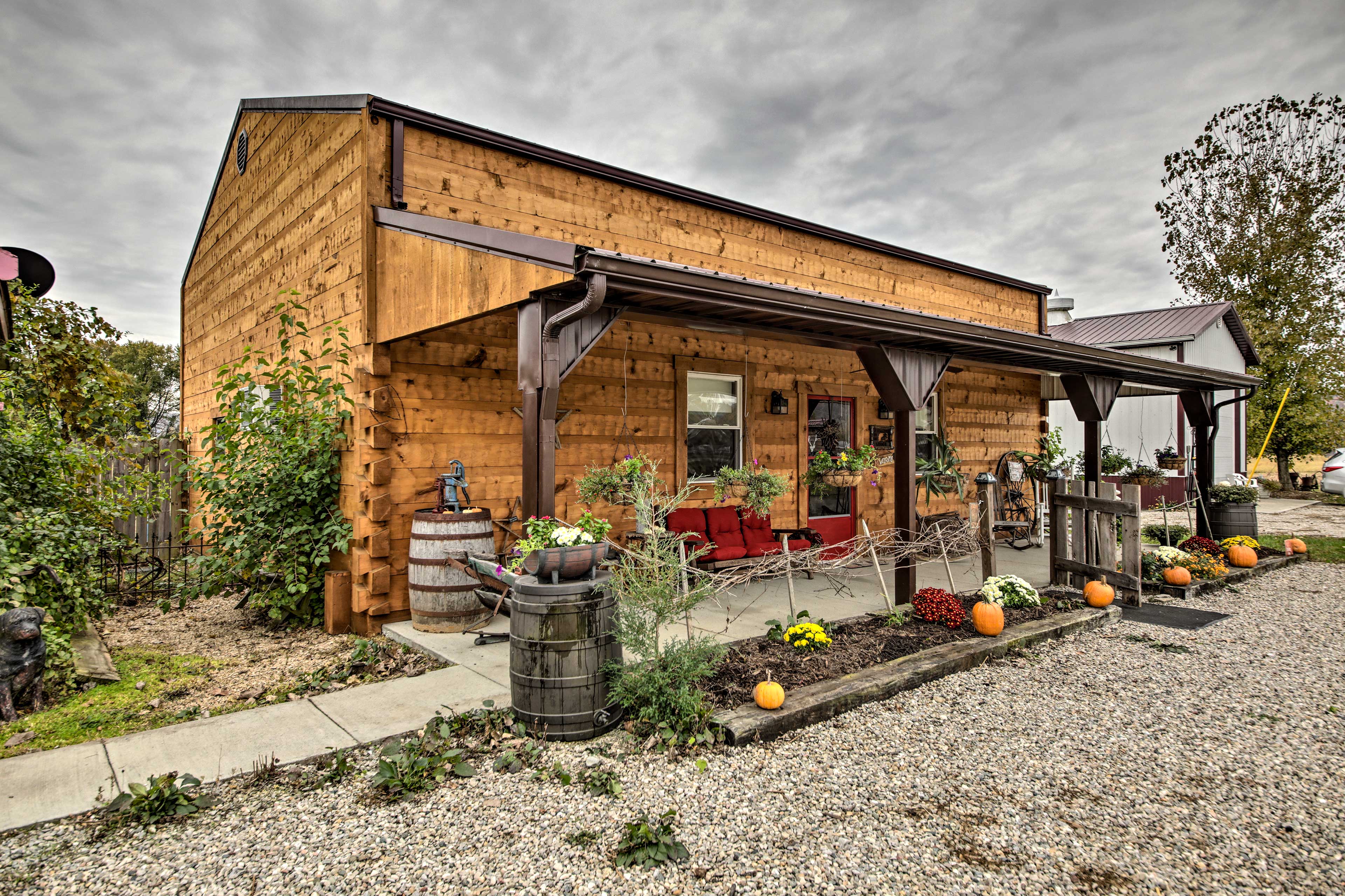 Property Image 2 - ’The Bovard Lodge’ Rustic Cabin Near Ohio River!