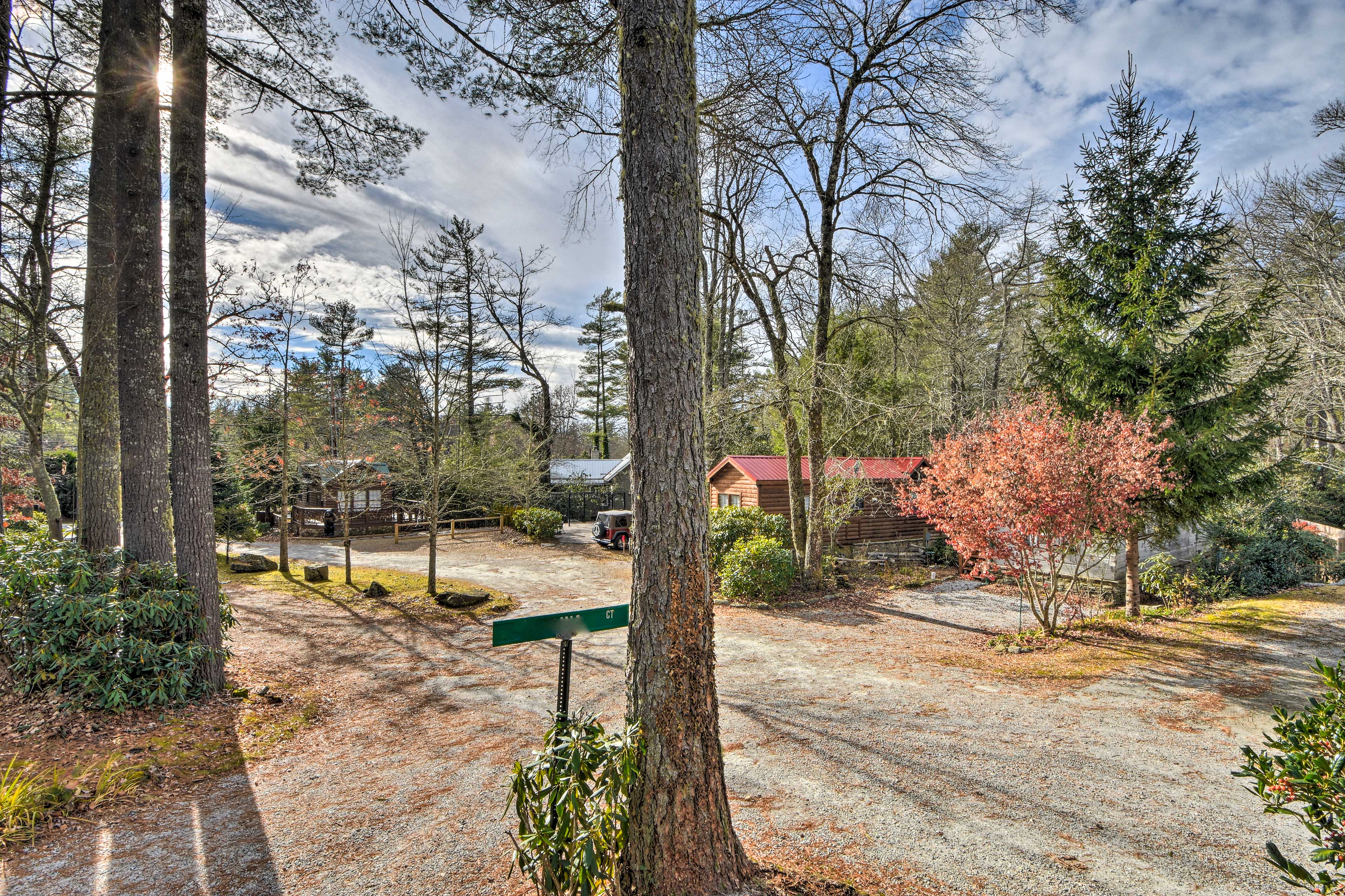 Property Image 1 - ’The Cubs Den’ Woodsy Highlands Home: Hike & Ski!