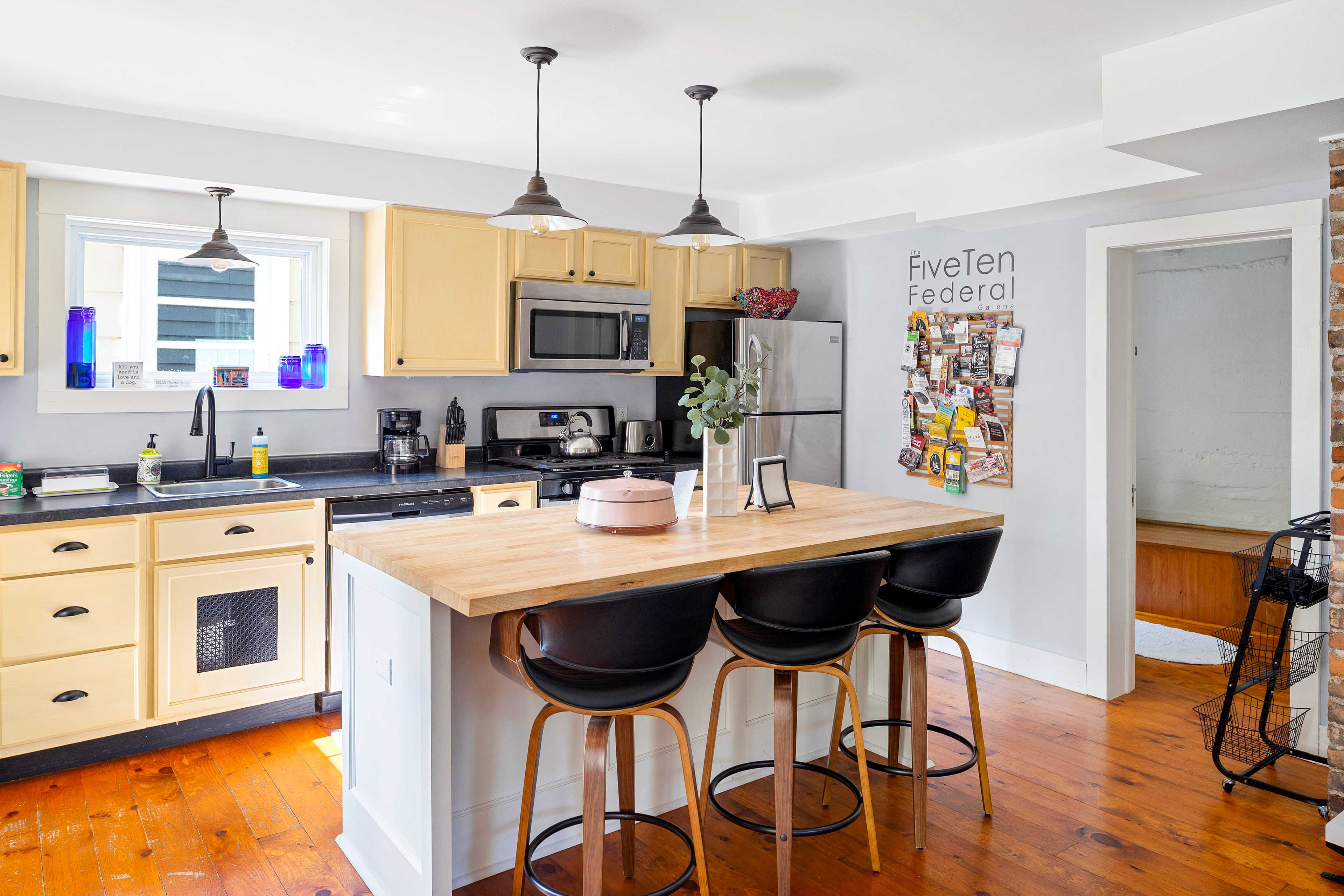 'The FiveTen Federal' - Downtown Galena Gem!