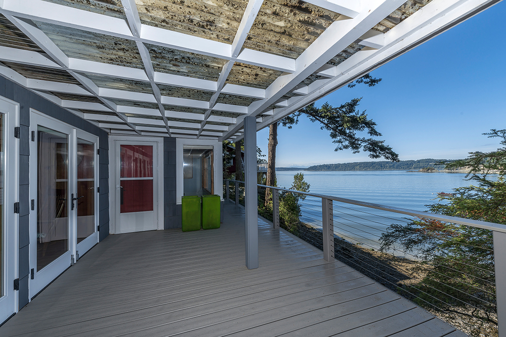 Property Image 1 - ’The Nest’ Gorgeous Waterfront La Conner Getaway!