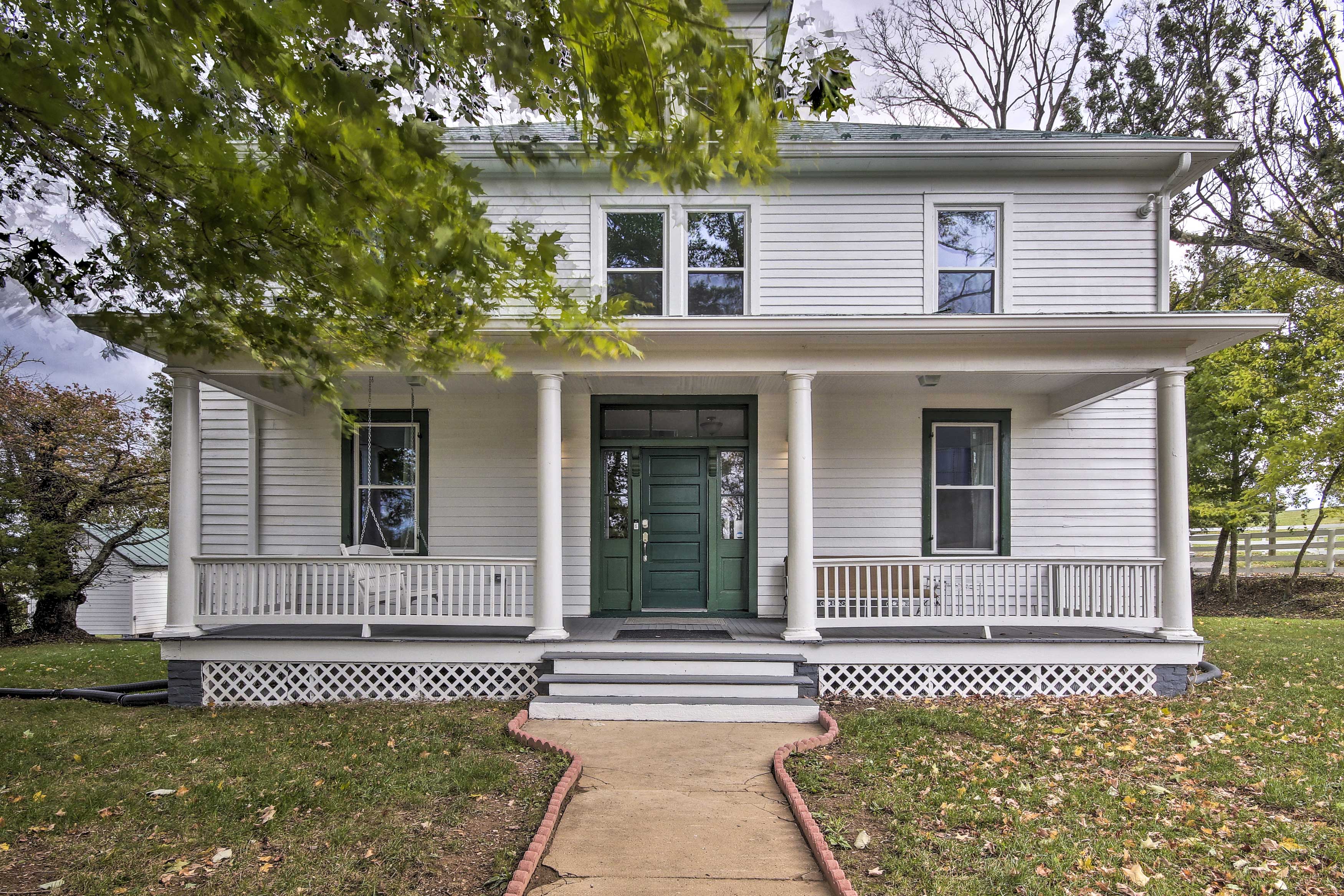 Property Image 1 - ’Thomson Farm’ Classic Home < 10 Mi to Vineyards!