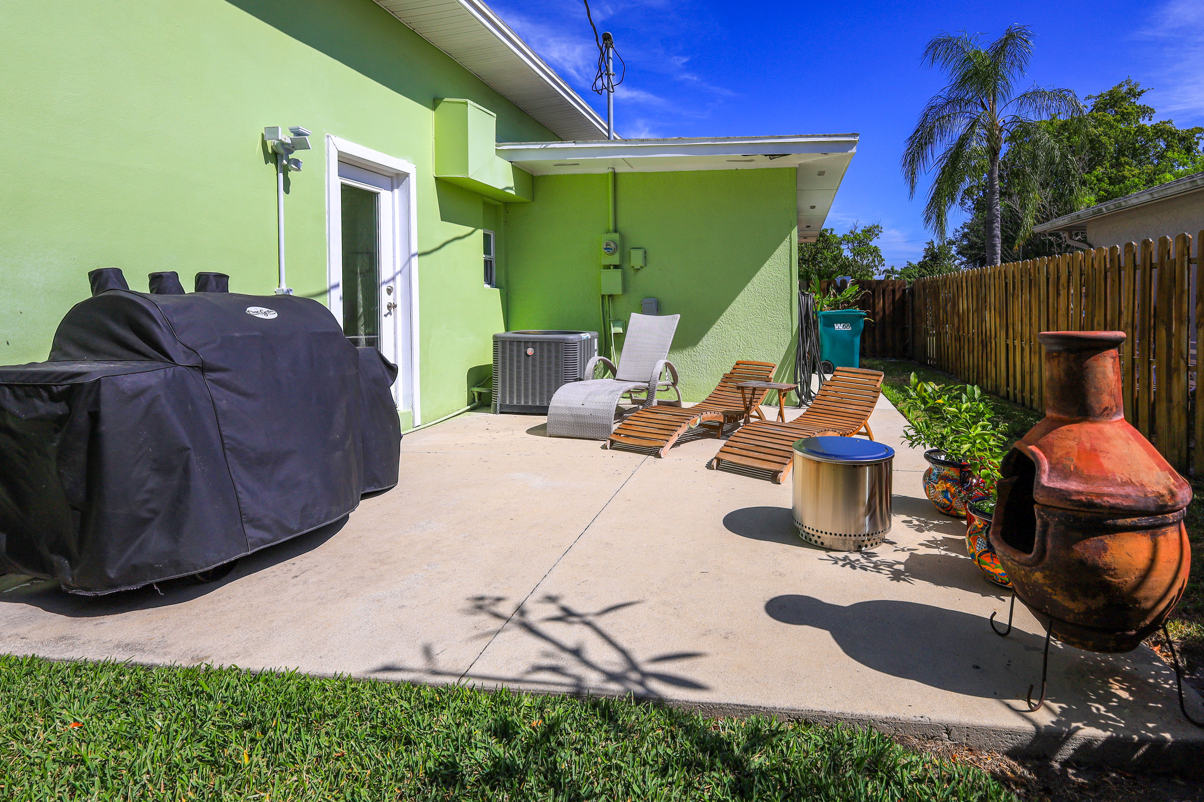 Property Image 2 - Tropical Naples Home Rental w/ Yard Near Beaches!