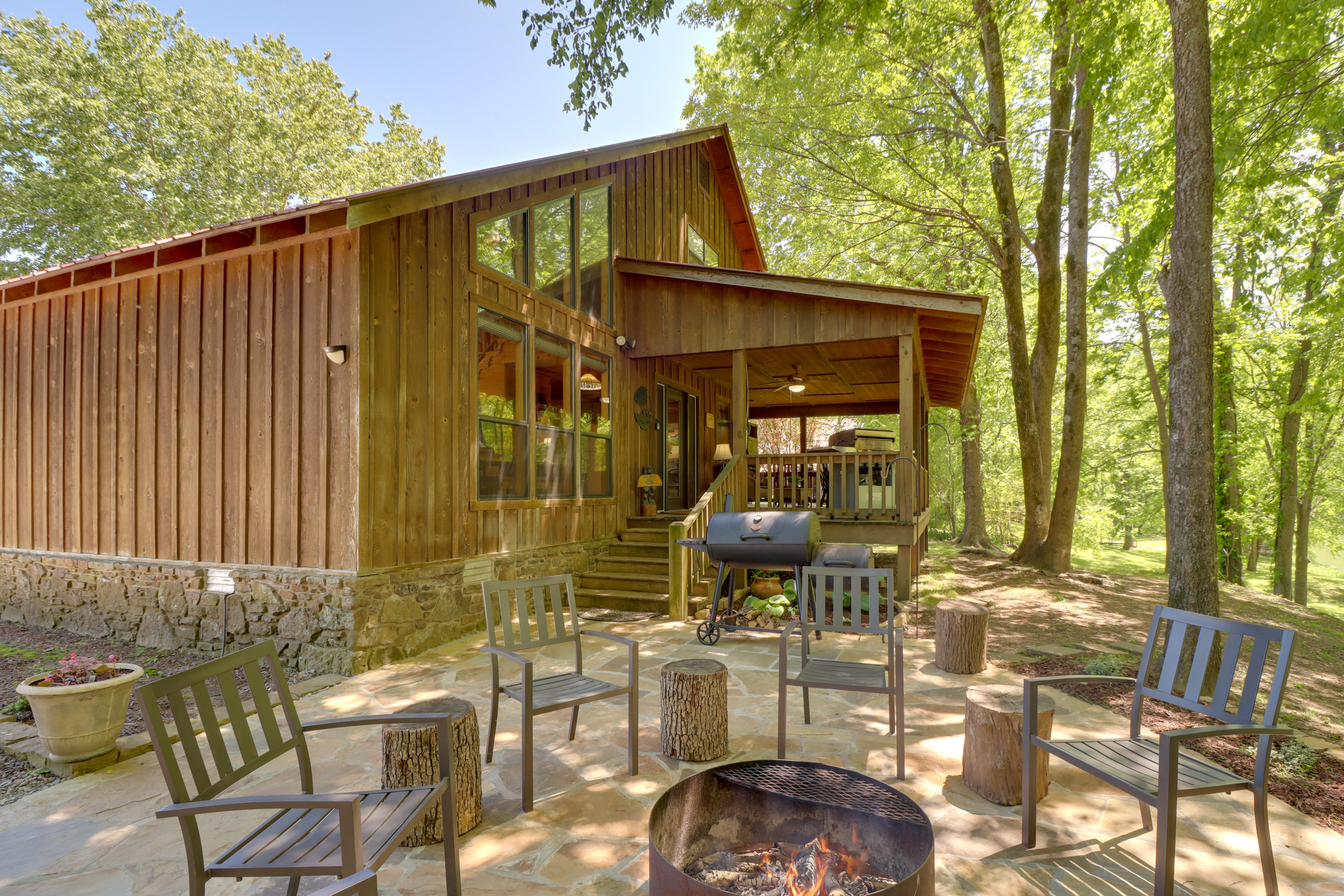 Roomy Riverfront 'Trout Valley Cabin' w/ Porch!