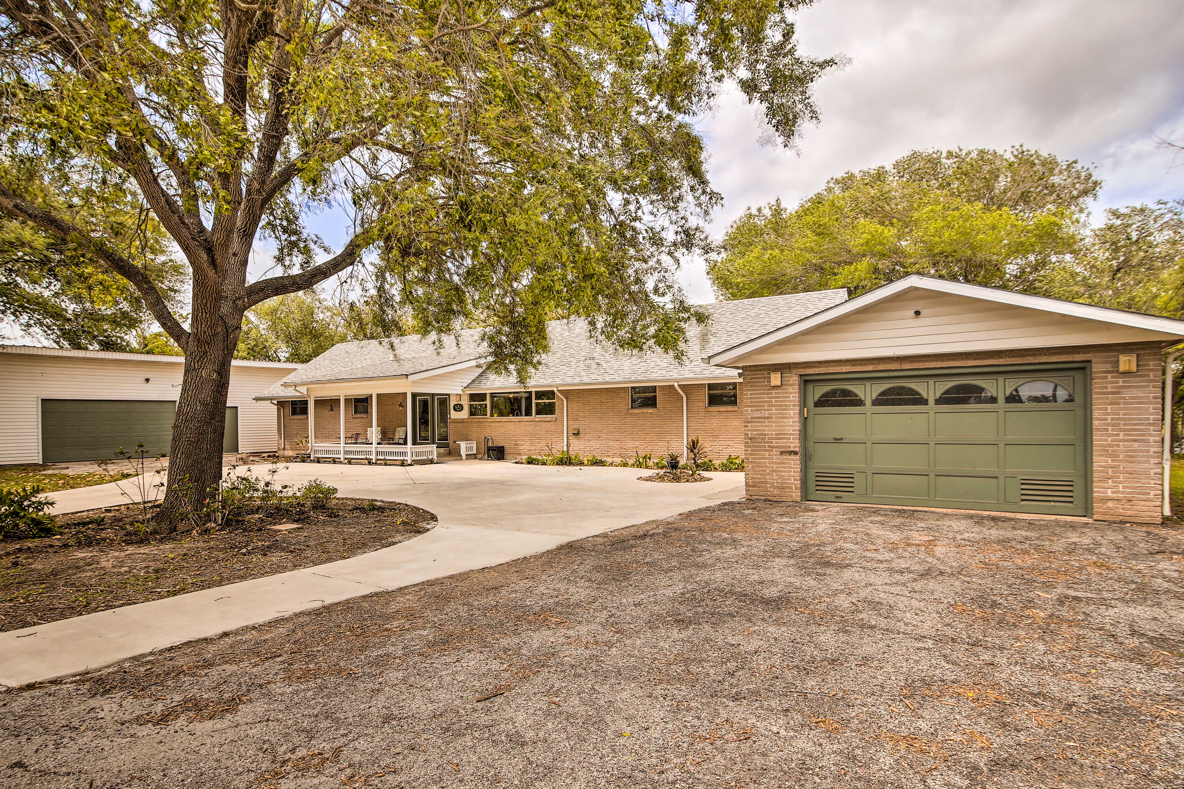 Riverfront Family Home: Yard, Orchard, Dock!