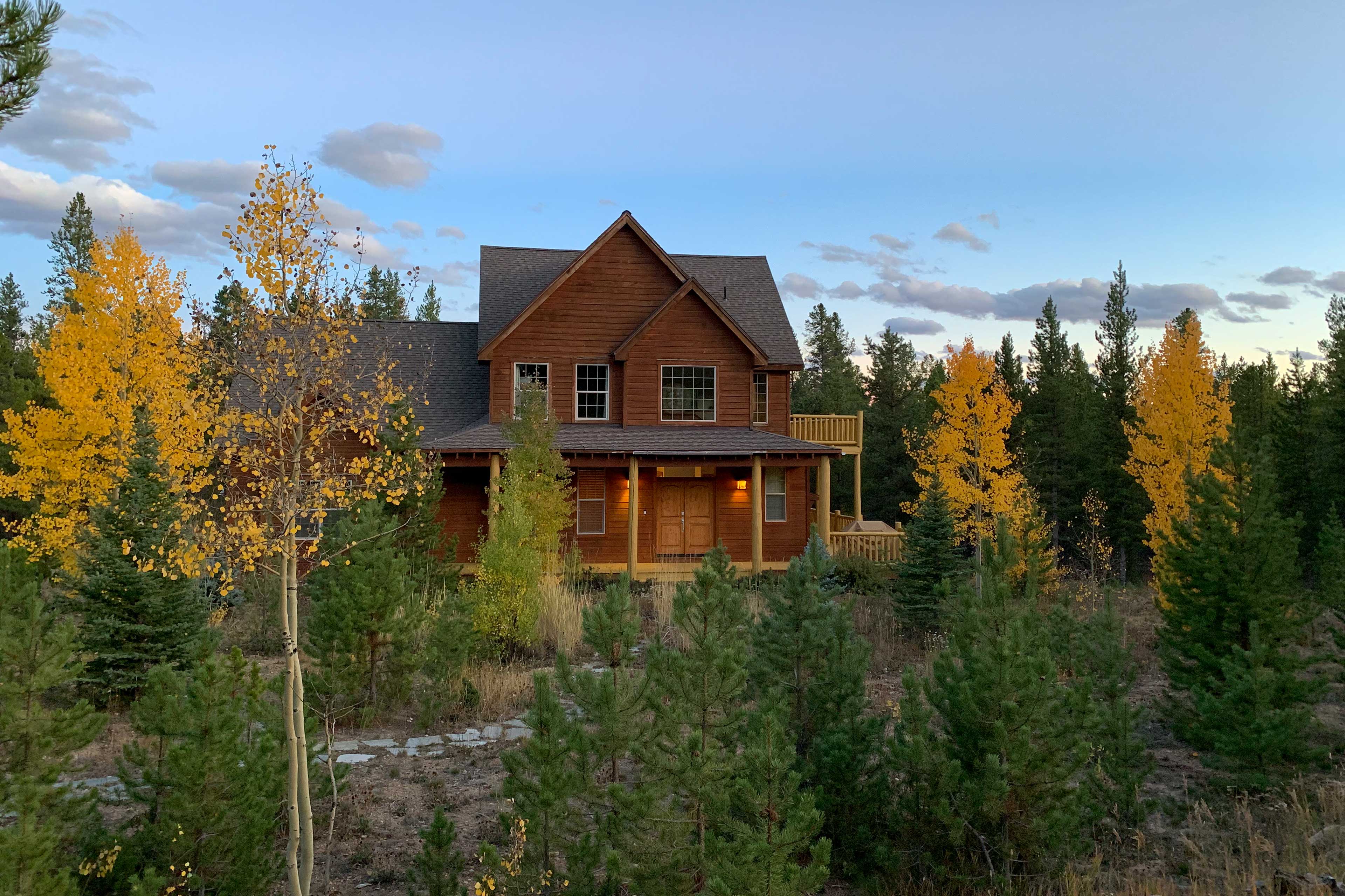 Property Image 2 - ’Rocky Bear Lodge’ on 2 Acres Near Turquoise Lake