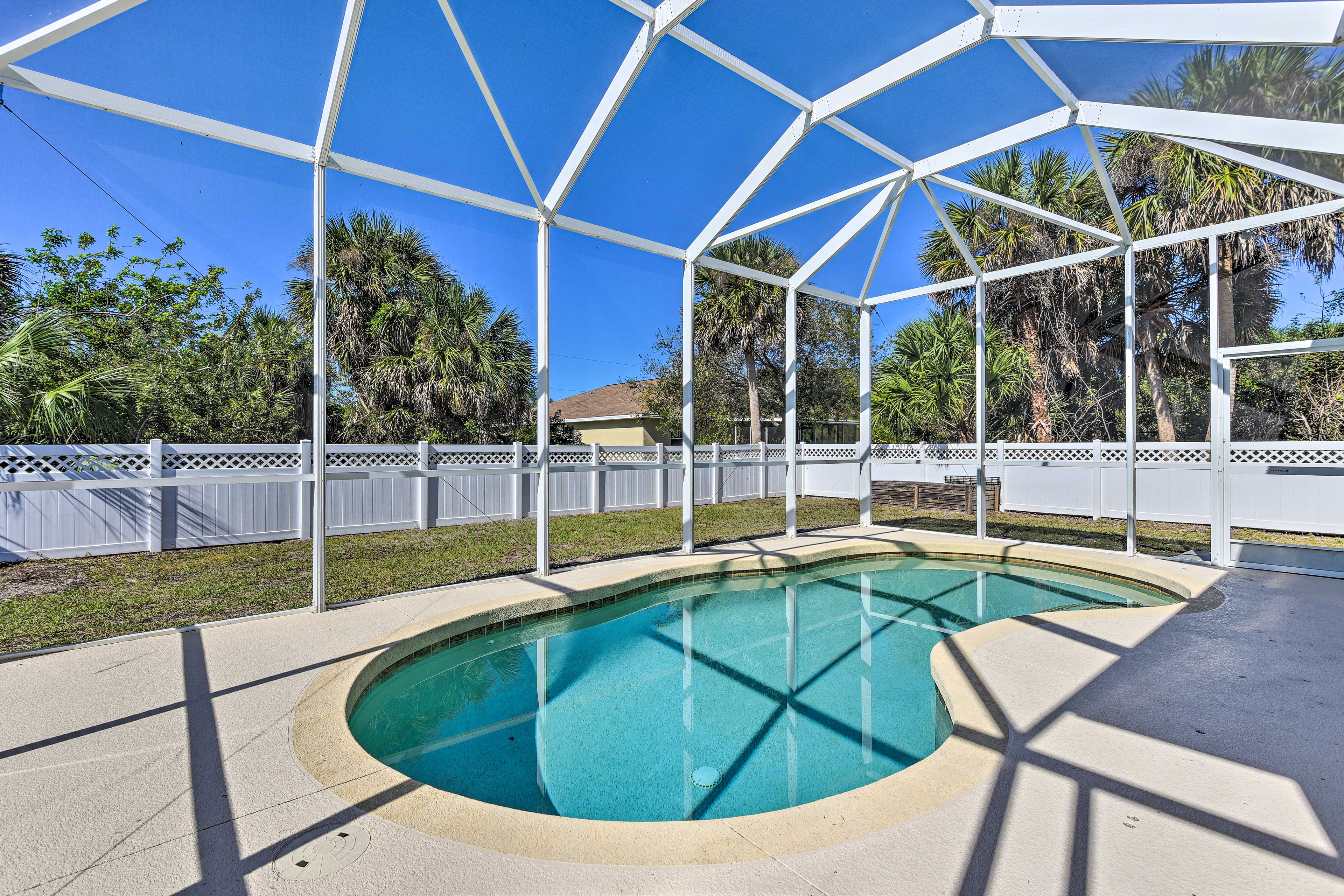 Property Image 1 - Rotonda West Home w/ Heated Pool, 5 Mi to Beach!