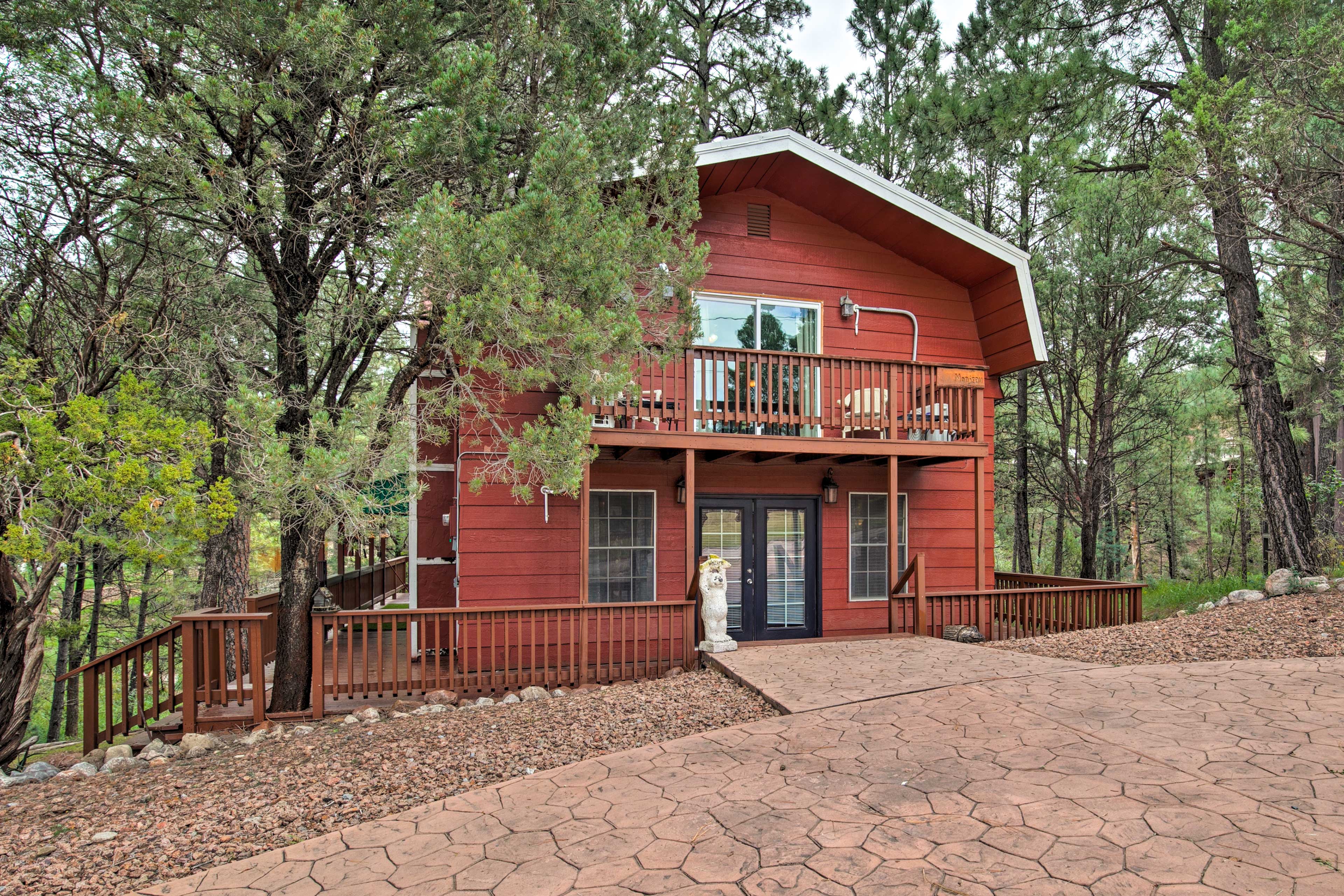 Property Image 1 - Ruidoso Downs Cabin w/Deck < 3 Miles to Race Track
