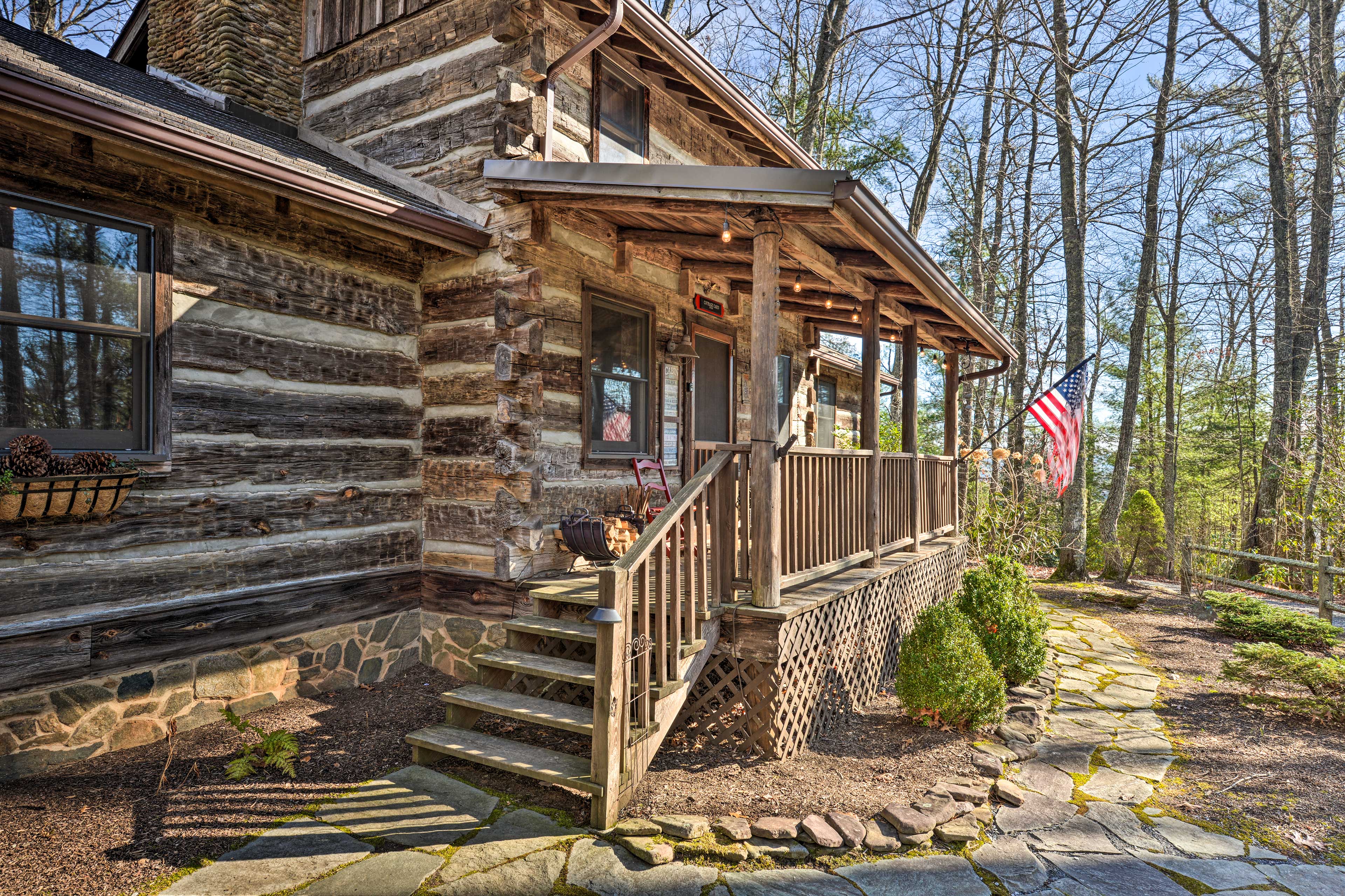 Rustic 'Courage Cabin' w/ Mountain + River View