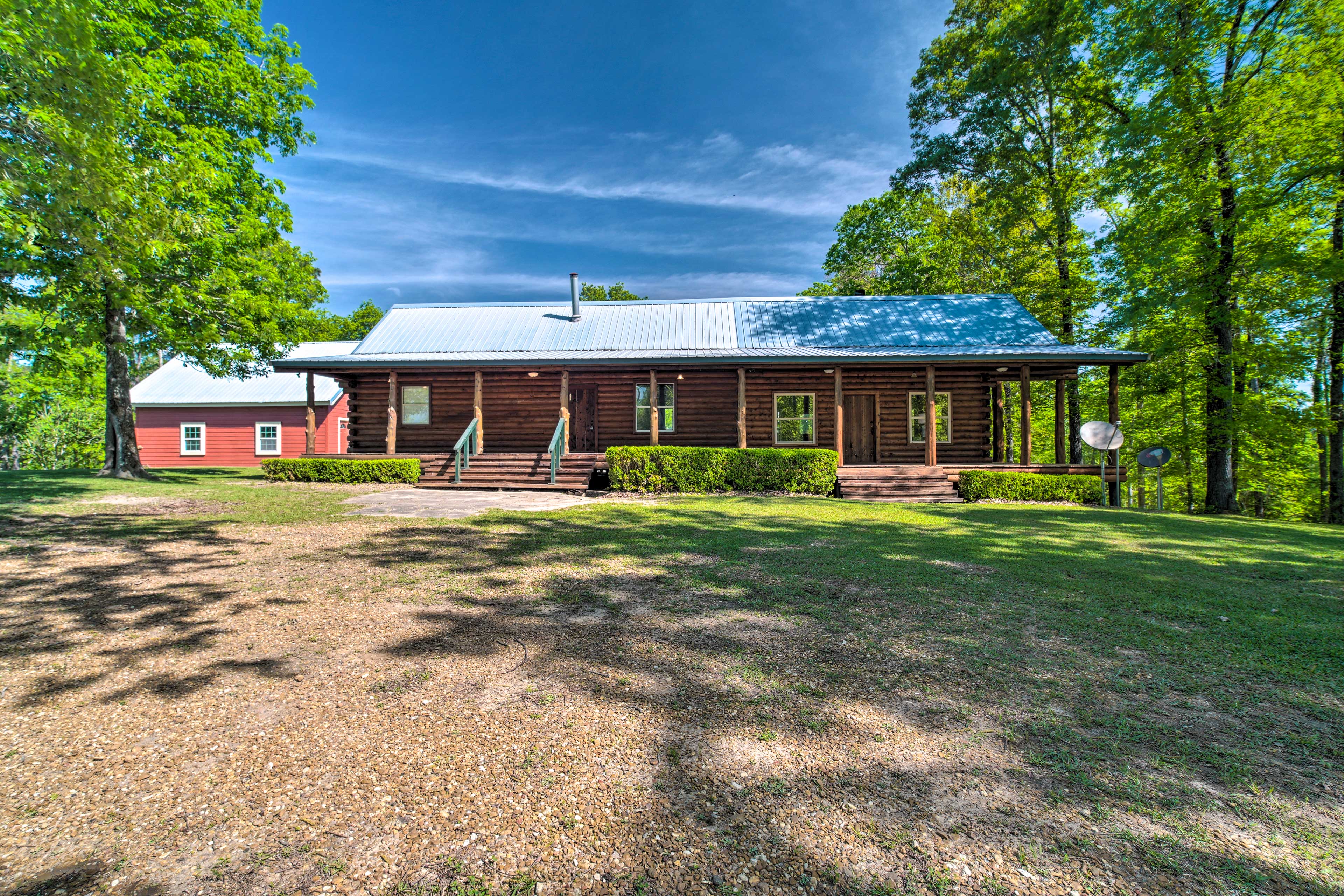 Property Image 1 - Rustic Woodville Getaway with Pool & Guest House