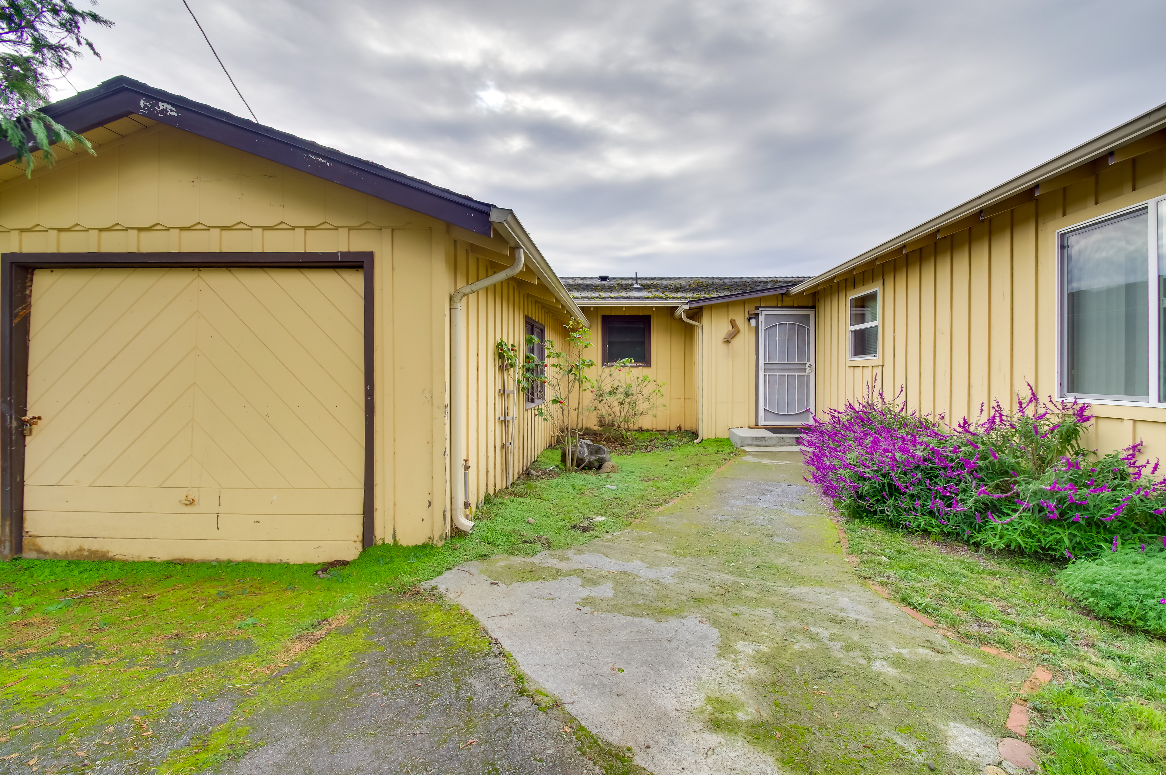 Property Image 2 - Rustic Coastal Smith River Cottage w/ Ocean Views!