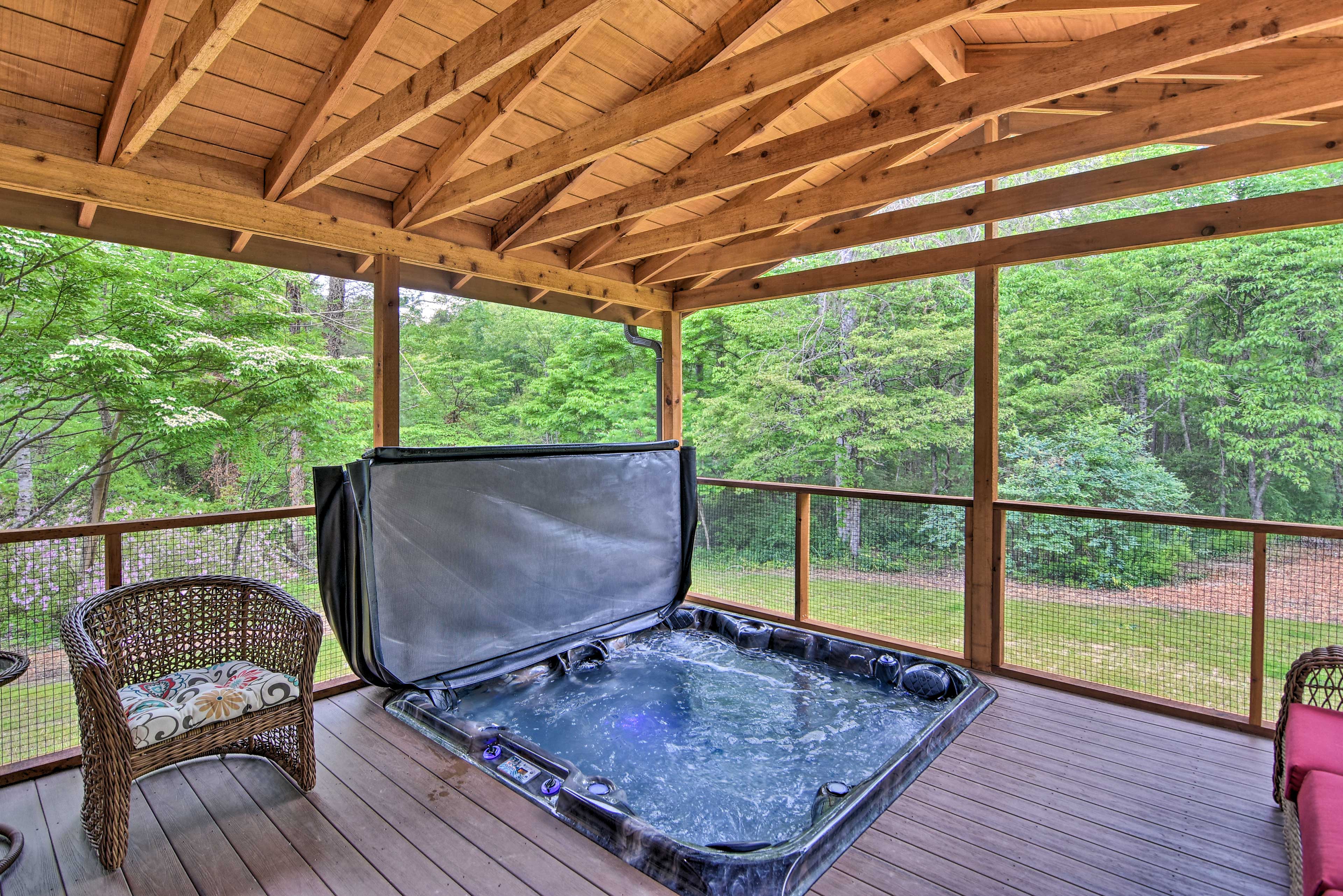 Property Image 1 - Rustic Sunset Escape on 67 Acres: Outdoor Kitchen