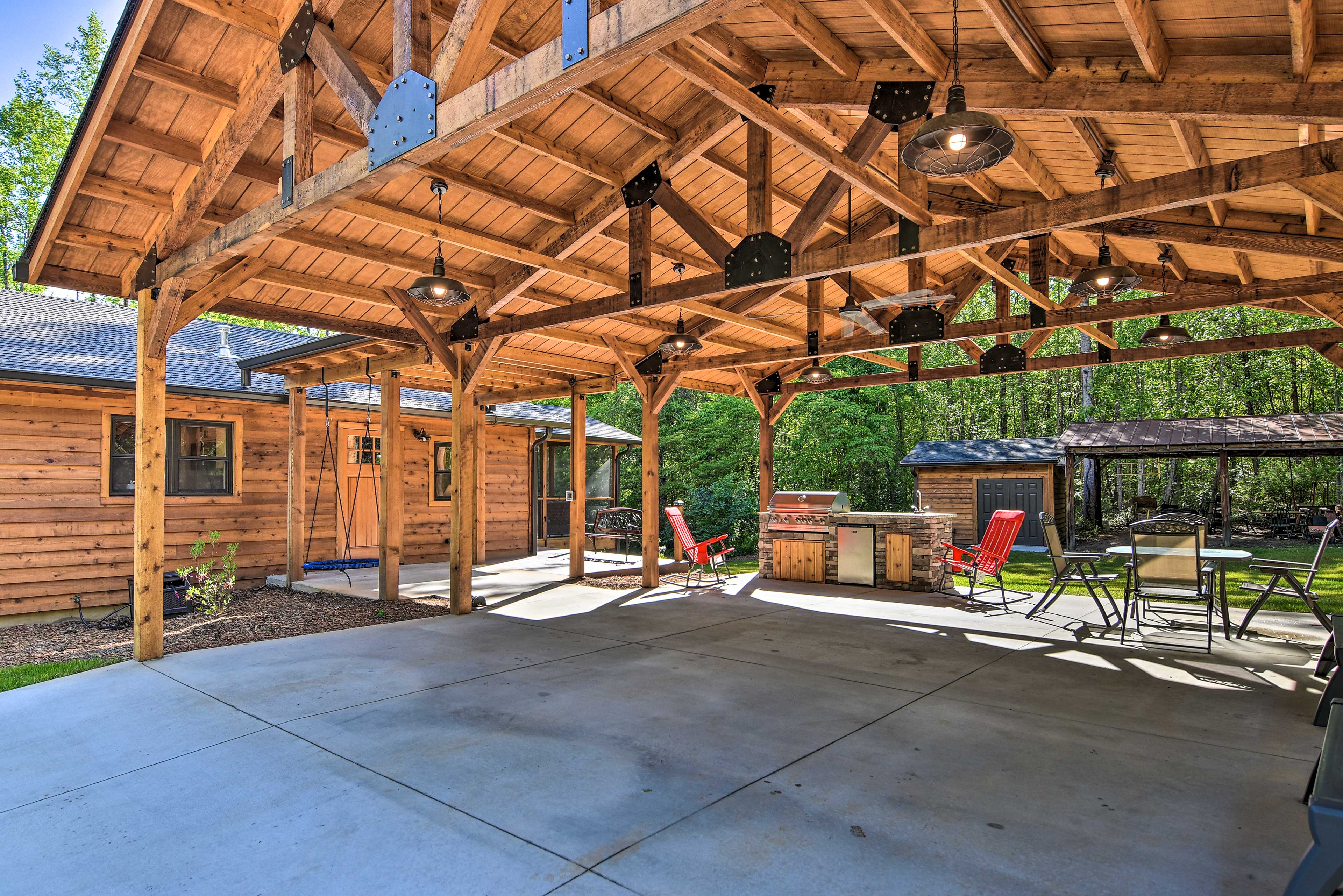 Rustic Sunset Escape on 67 Acres: Outdoor Kitchen