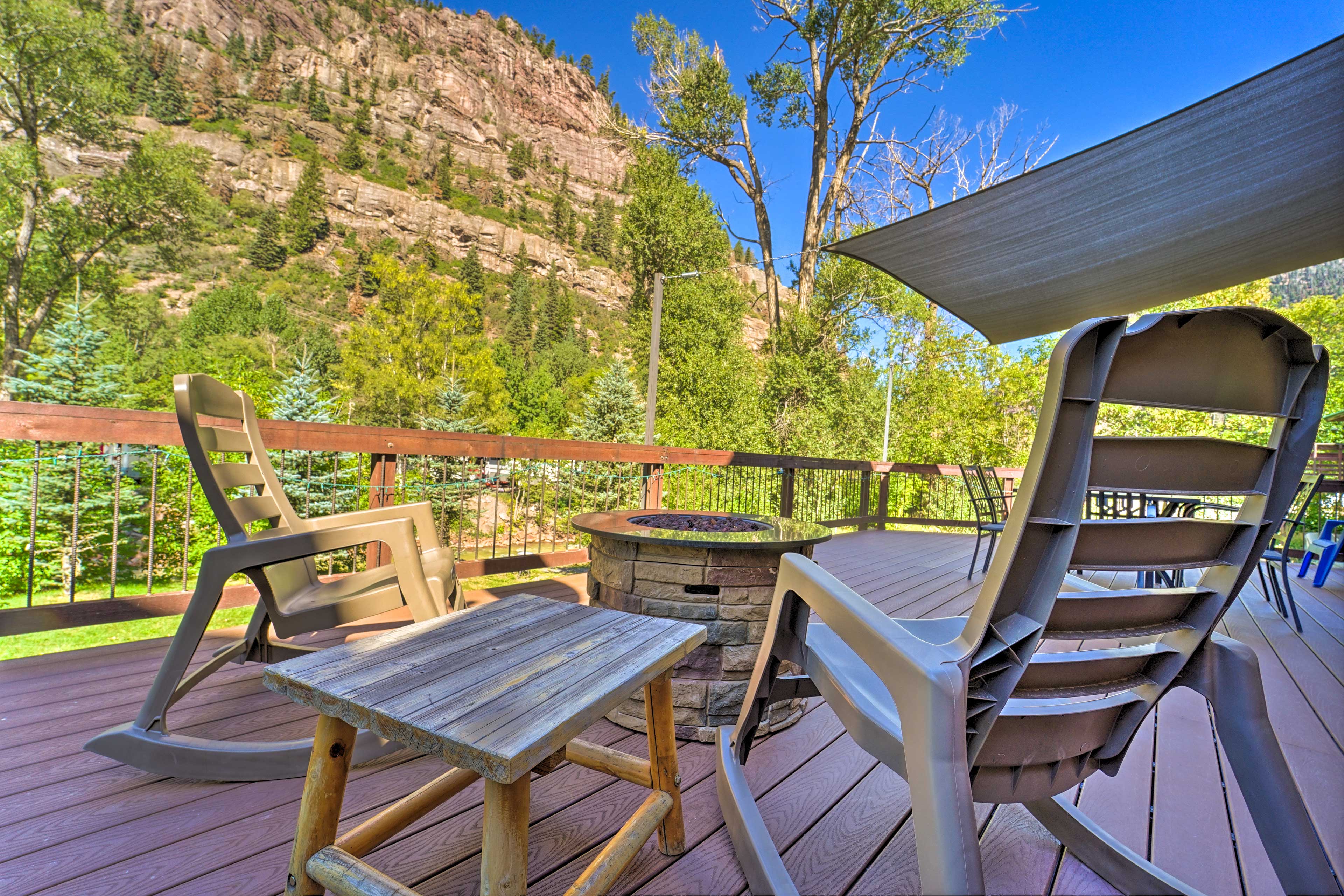 Property Image 2 - Updated Mtn Home w/ Deck on Uncompahgre River