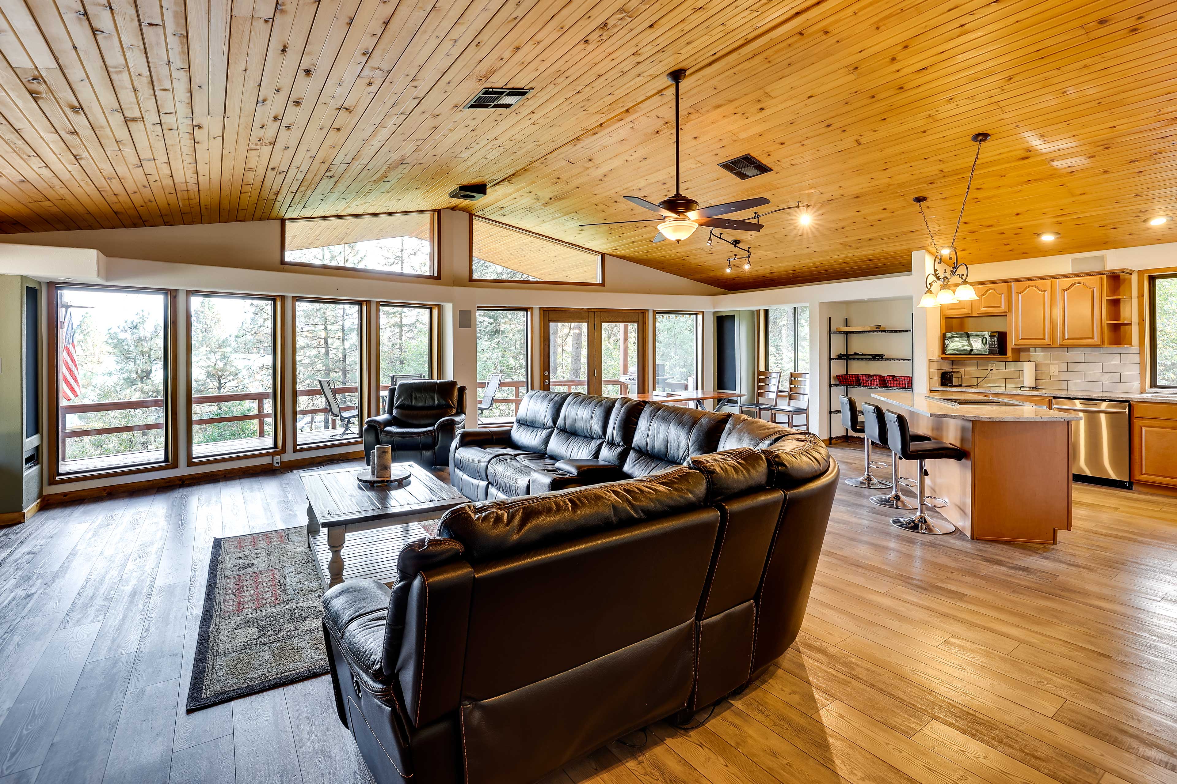 Property Image 1 - Upscale Cabin w/ Mountain Views + Large Game Room!