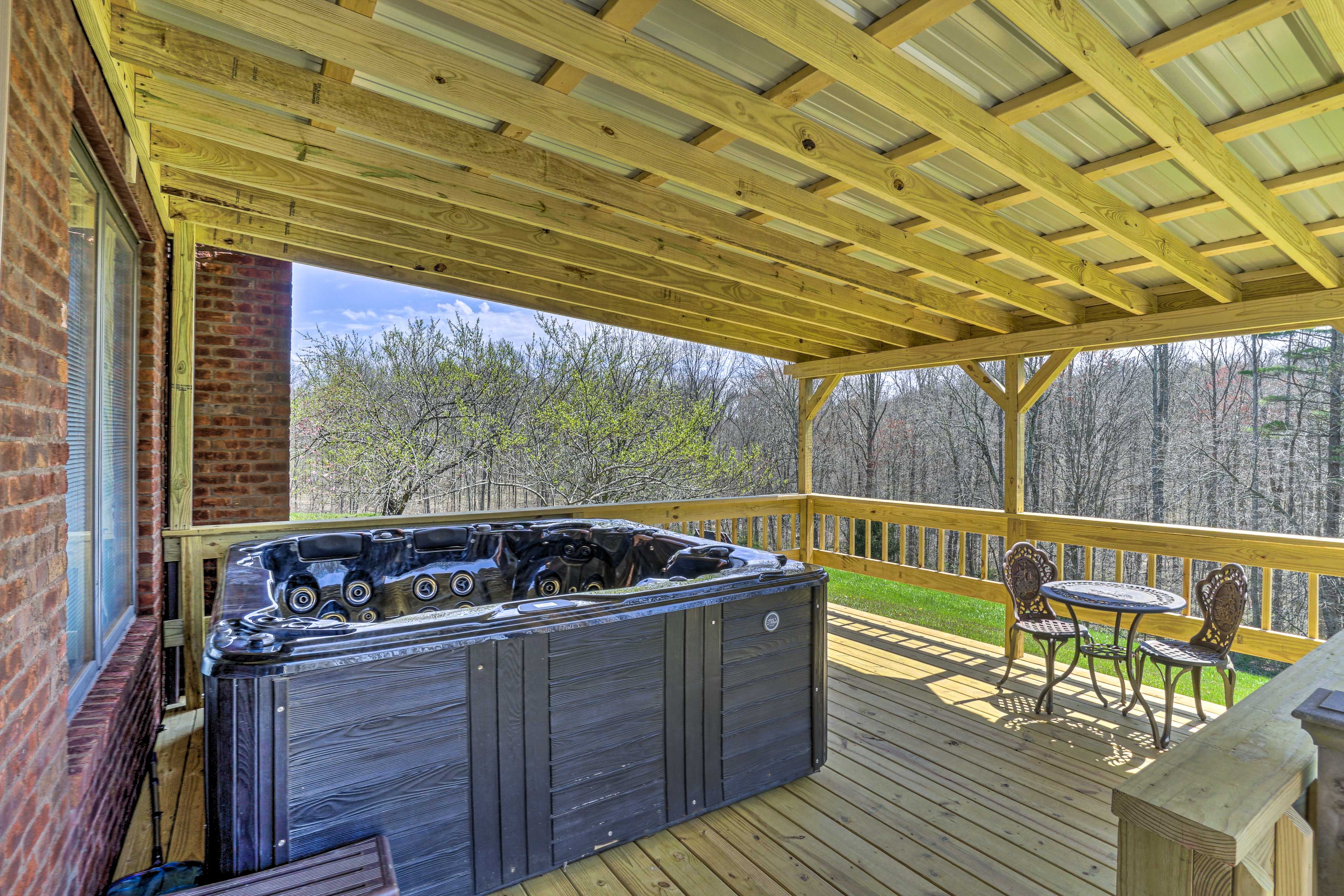 Property Image 2 - Vast McArthur Home Near Wayne National Forest