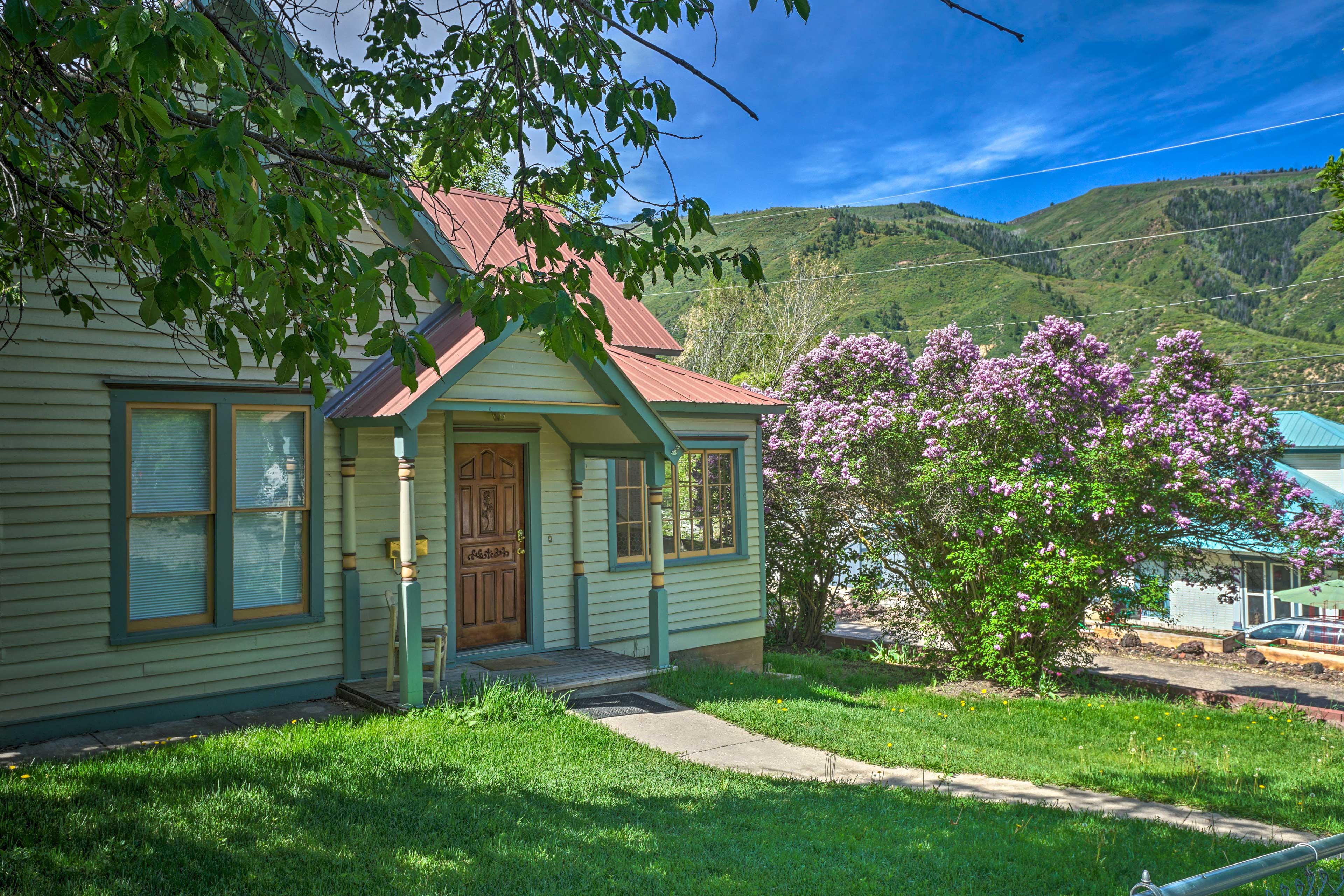 Property Image 1 - ’Victory Victorian House’ - Walk to Dtwn Glenwood!