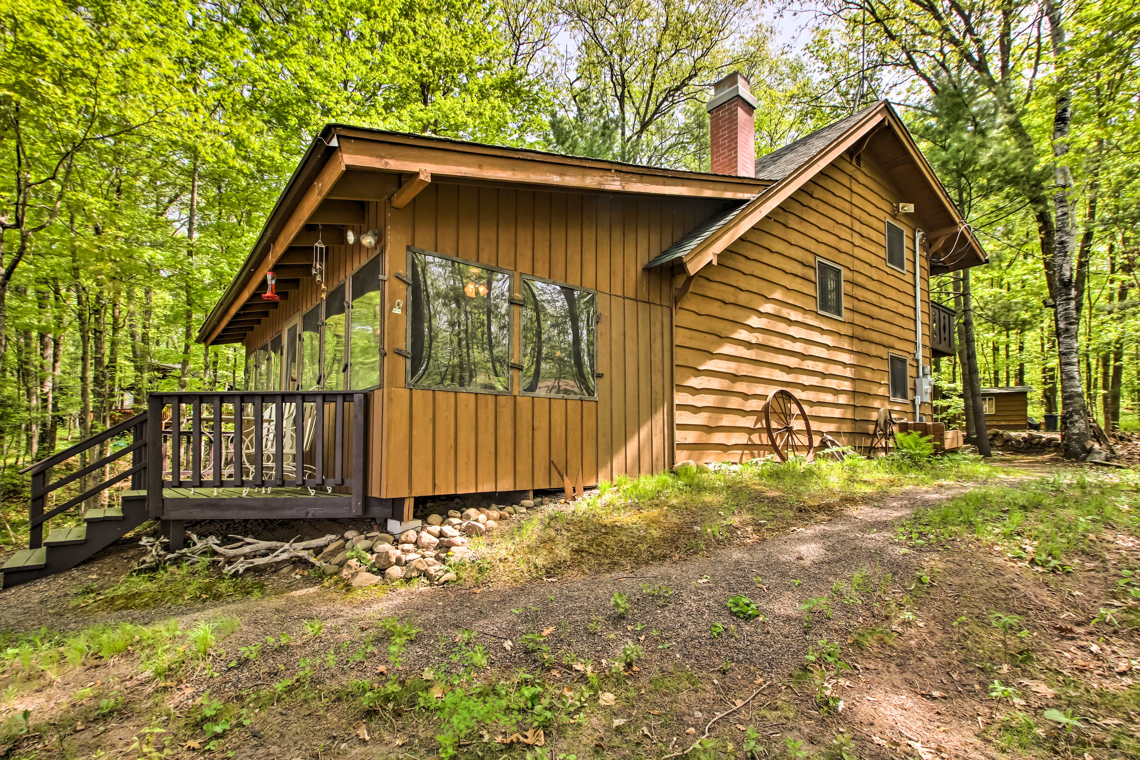 Property Image 1 - Lakefront Cumberland Cabin with Dock & Fire Pit!