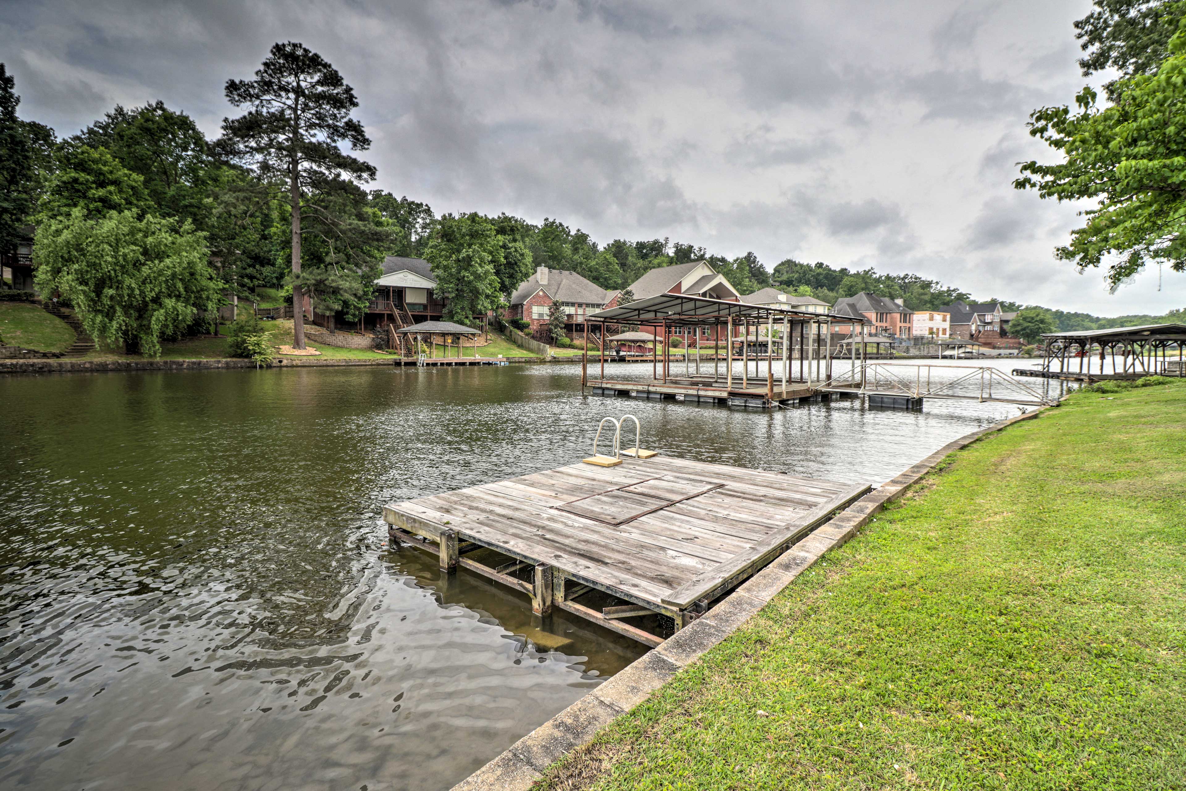 Property Image 2 - Hot Springs Escape w/ Dock, 7 Mi to National Park!