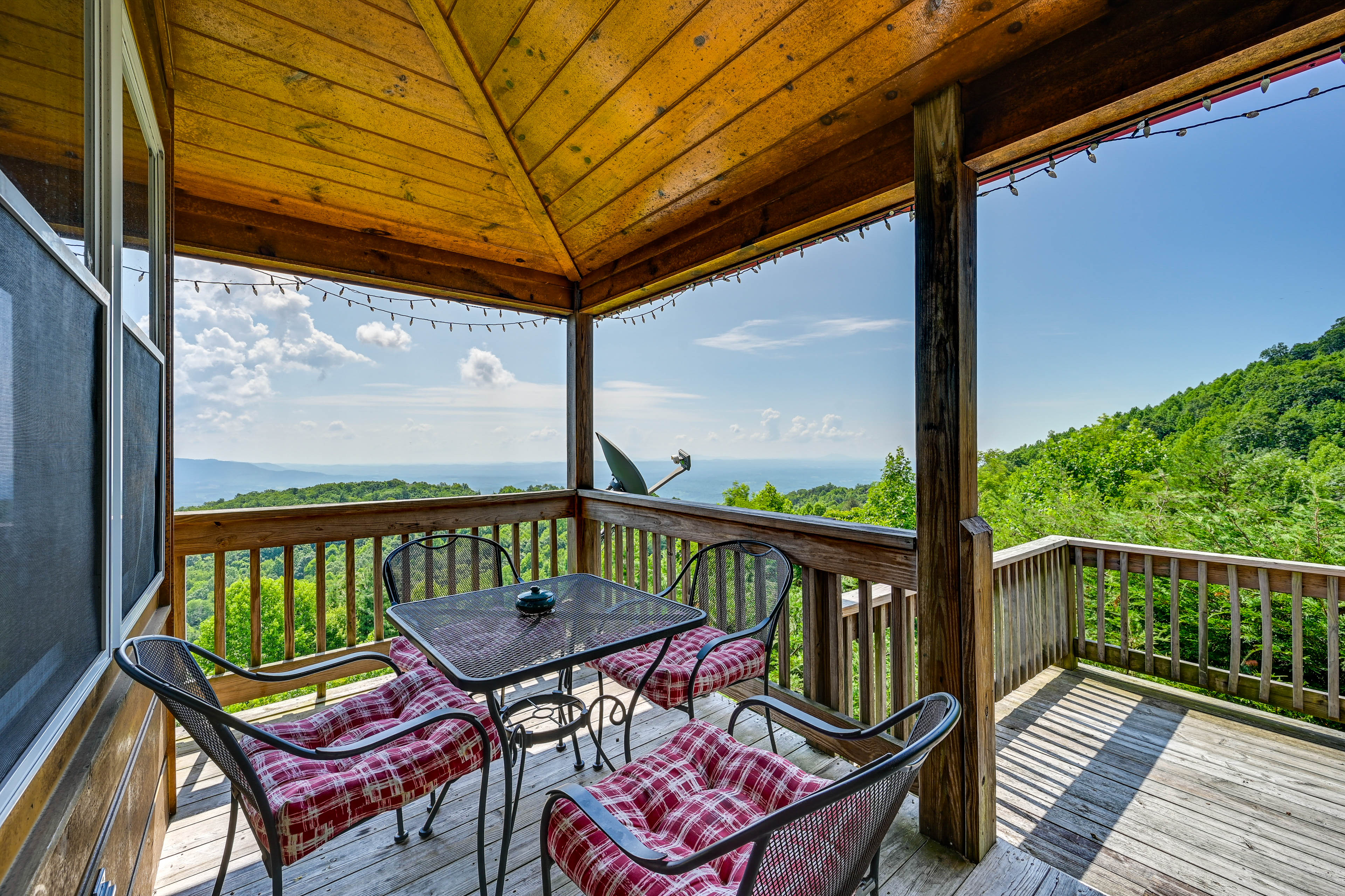Property Image 1 - Warm & Cozy Cabin w/ Deck on Top of the Blue Ridge