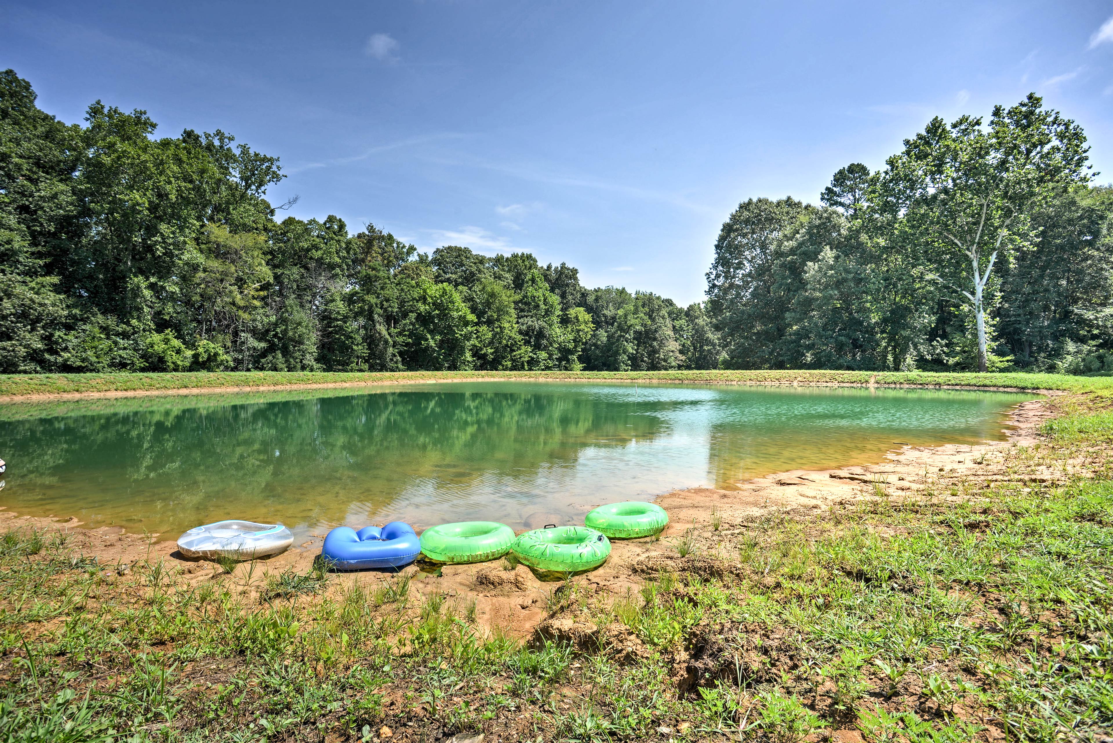 Property Image 2 - Kentucky Cabin w/ 2 Fishing Ponds & Trail Access