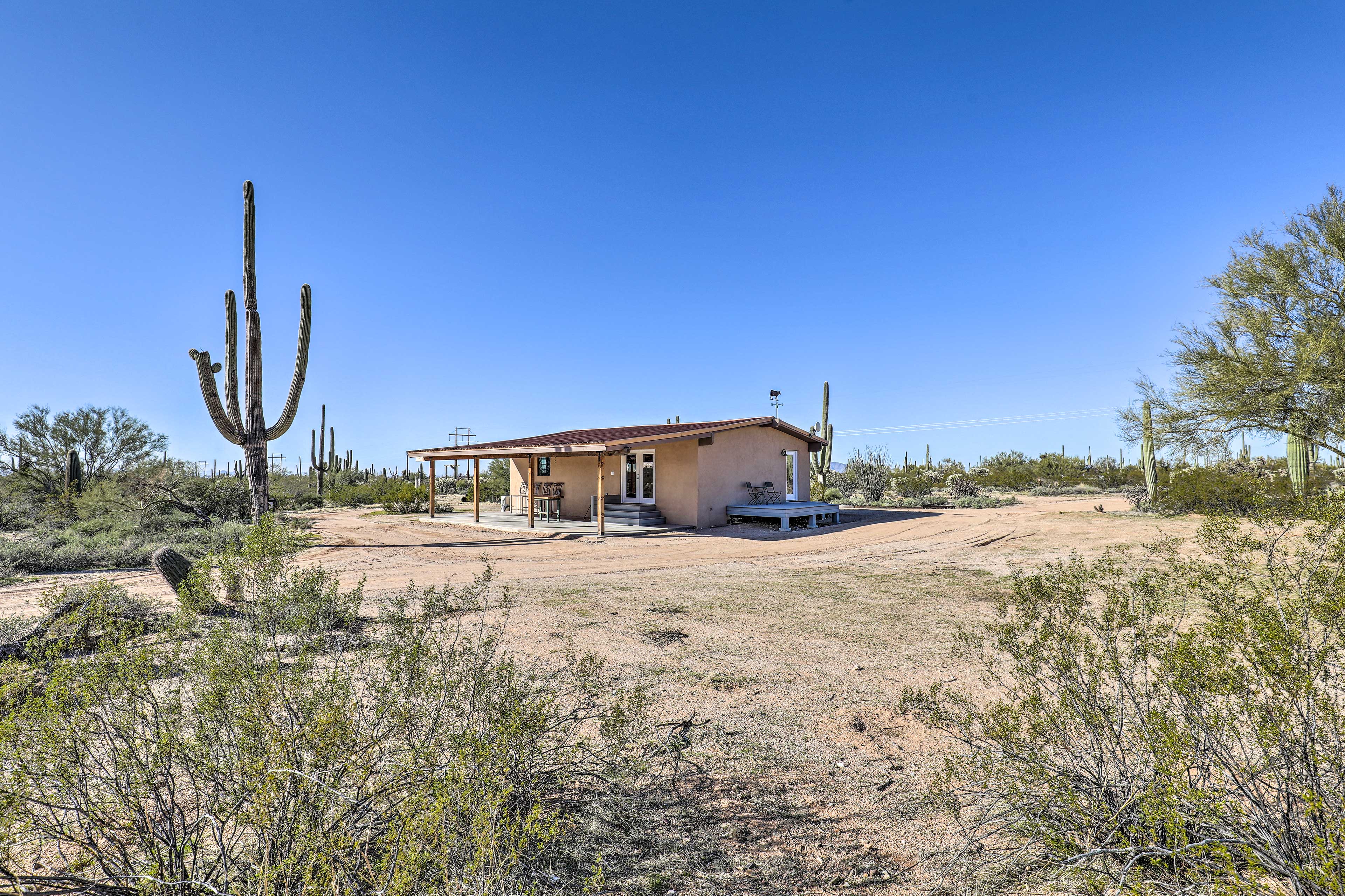 Property Image 2 - Secluded Marana Home w/ Viewing Decks + Privacy!
