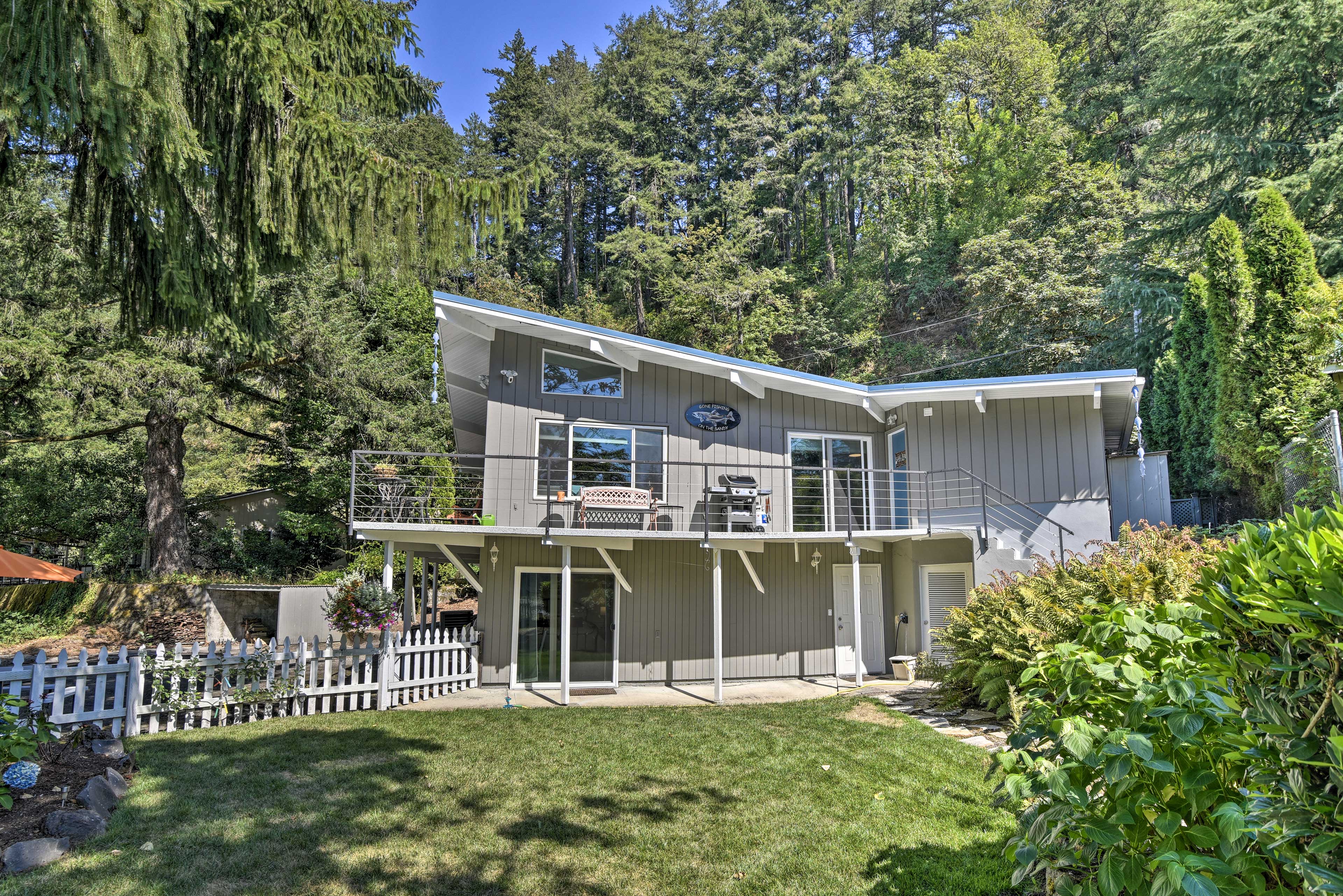 Property Image 1 - Waterfront Troutdale Hideaway: Sandy River Fishing