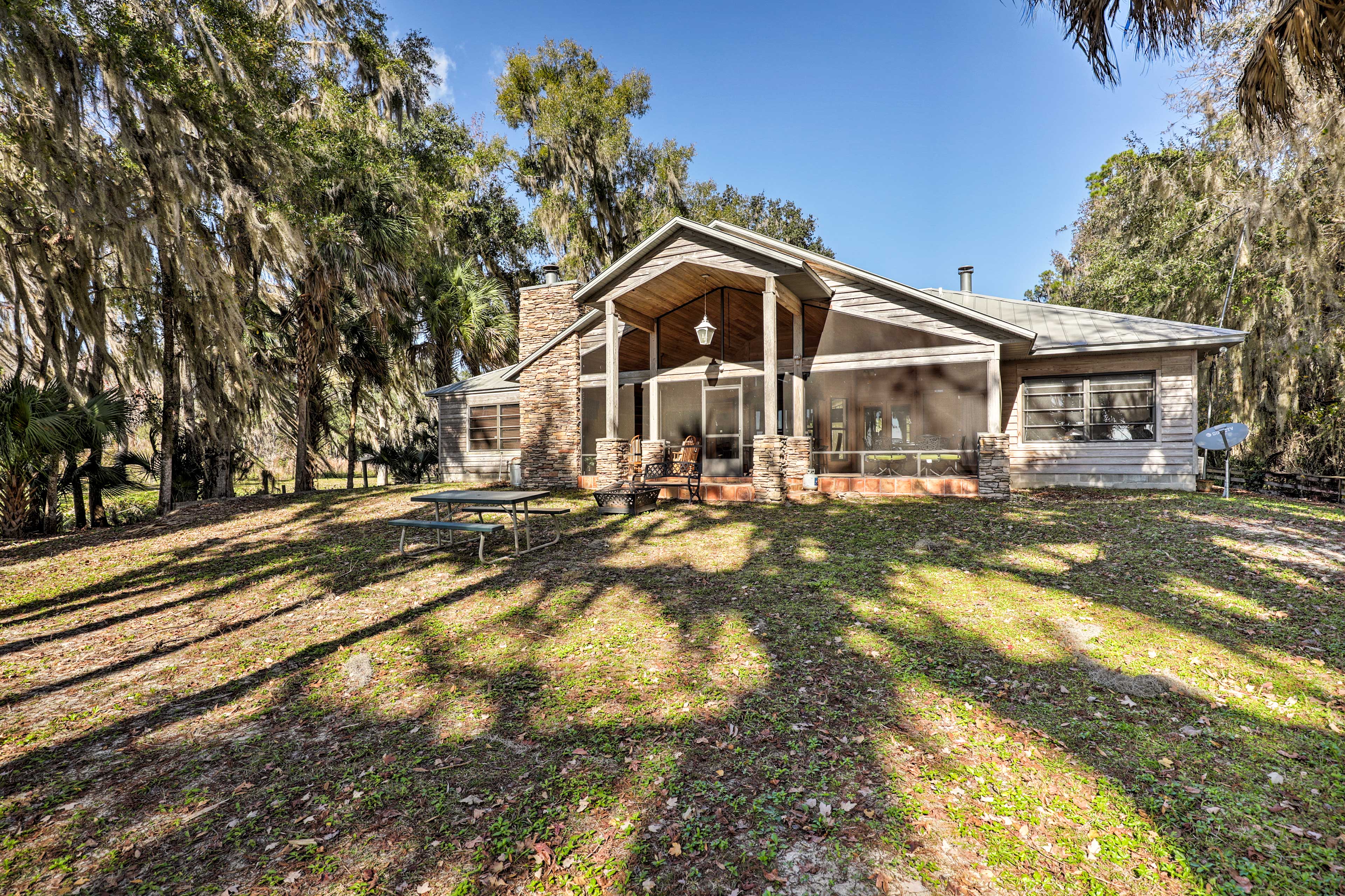 Property Image 2 - Welaka House w/ Private Dock on St Johns River