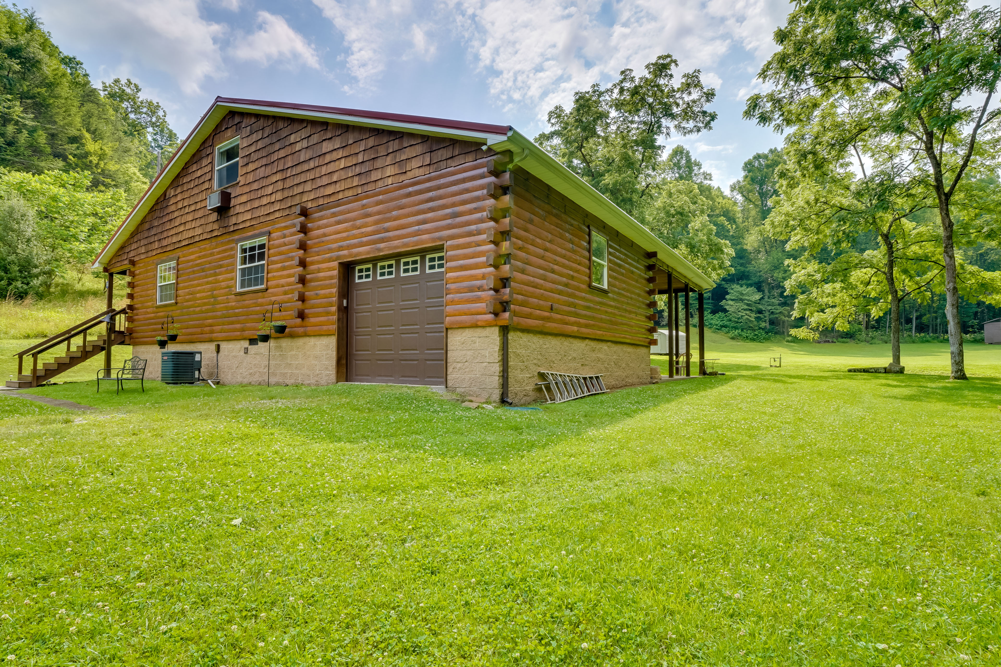 Serene Mountain Retreat on 40 Acres w/ Fire Pit!