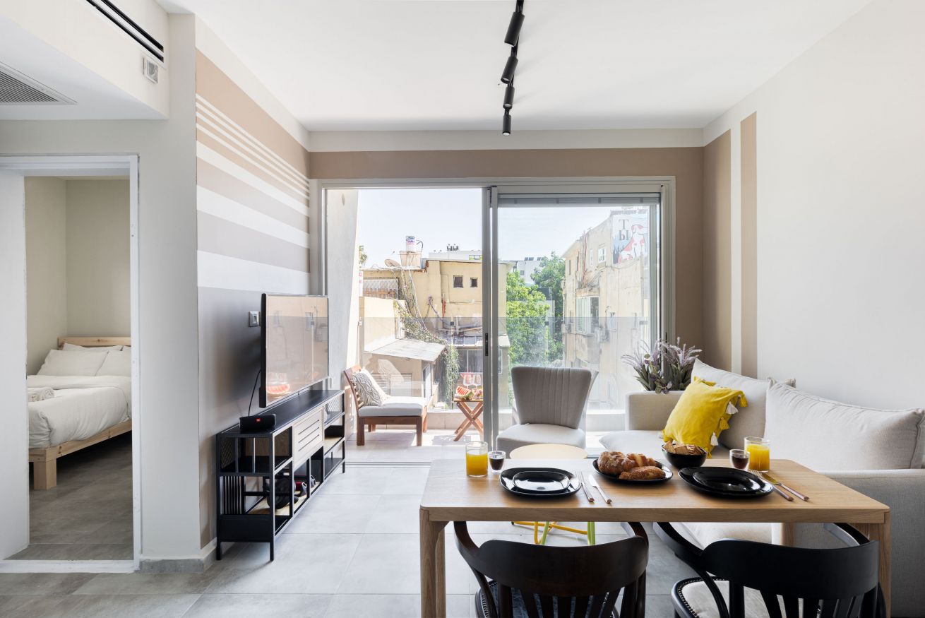 Property Image 2 - High Quality Tel Aviv Apartment in the City
