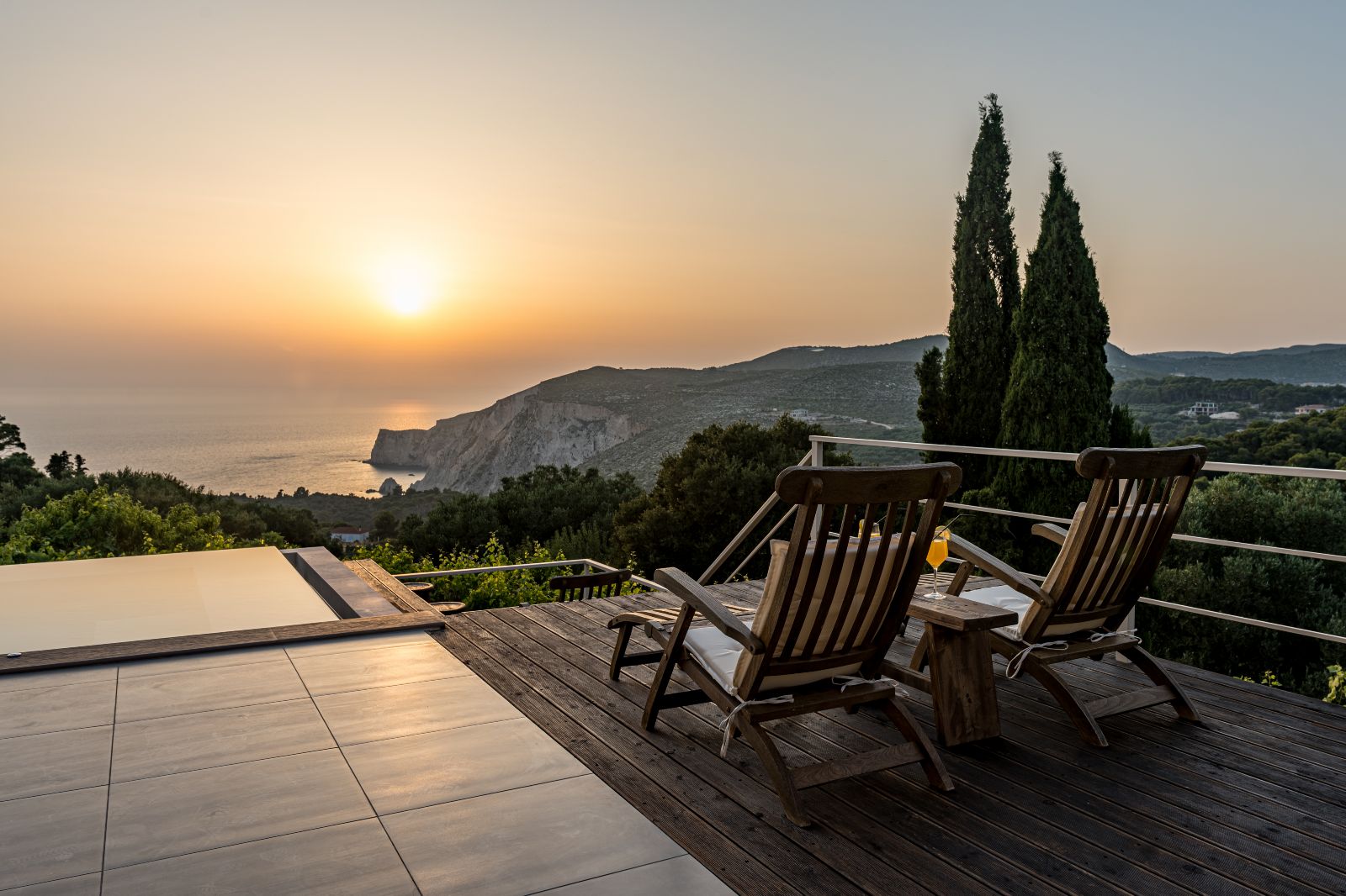 Property Image 2 - Arca Villa - Enchanting Sunset!