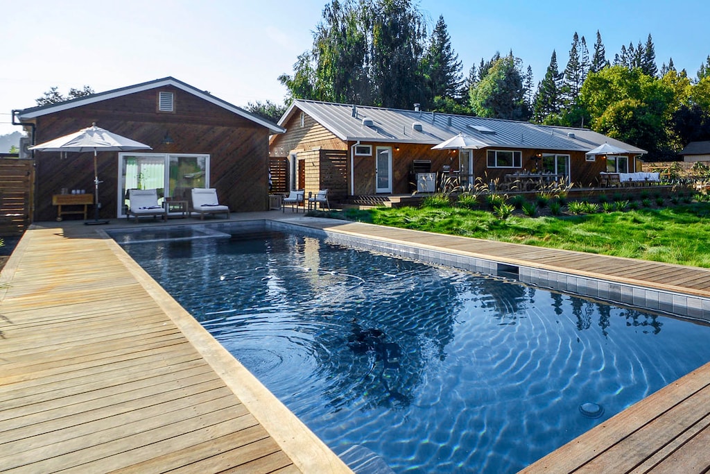 Evening brings a welcome combination of fading warmth and cool breezes.