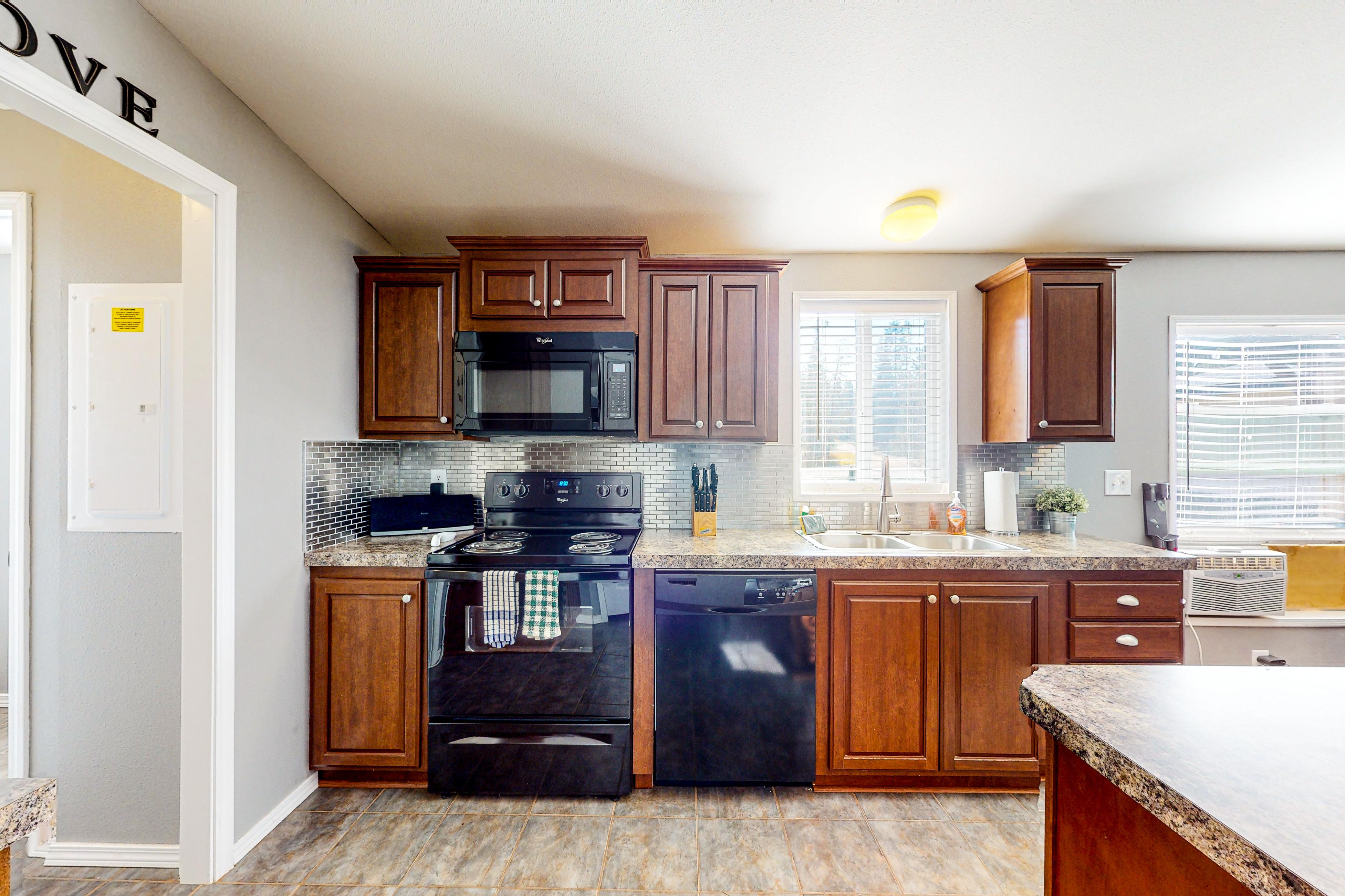 Gypsy Bay Waterfront Gem Gypsy Bay Waterfront Gem