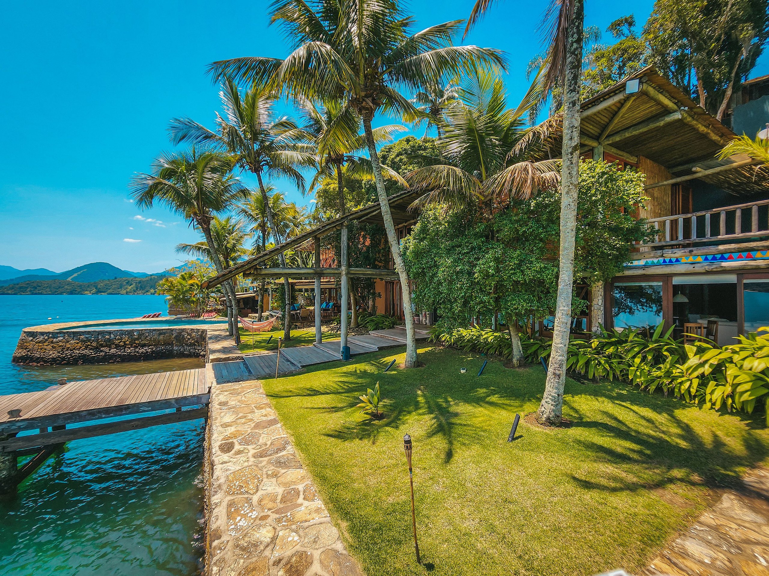 Property Image 2 - House with pool on a paradise island in Angra dos Reis for vacations