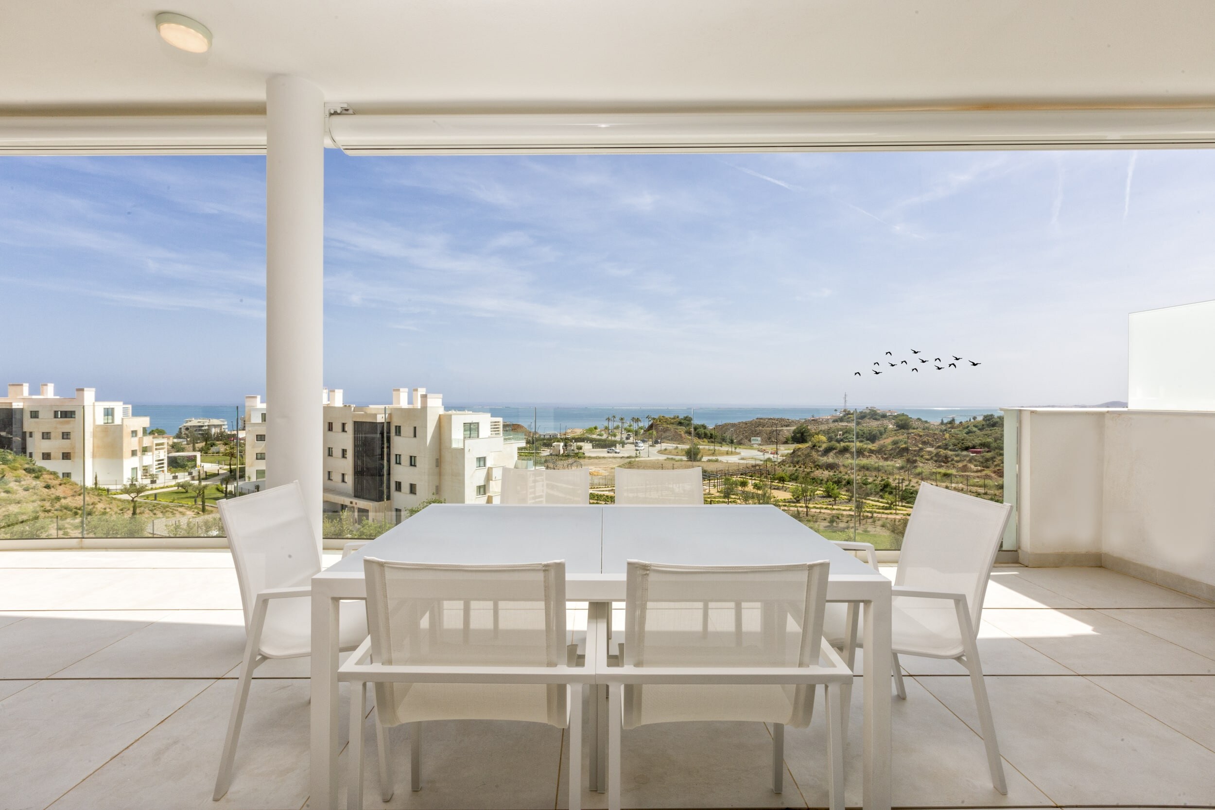 Property Image 2 - Panorama – Close to beach | Luxury | Views