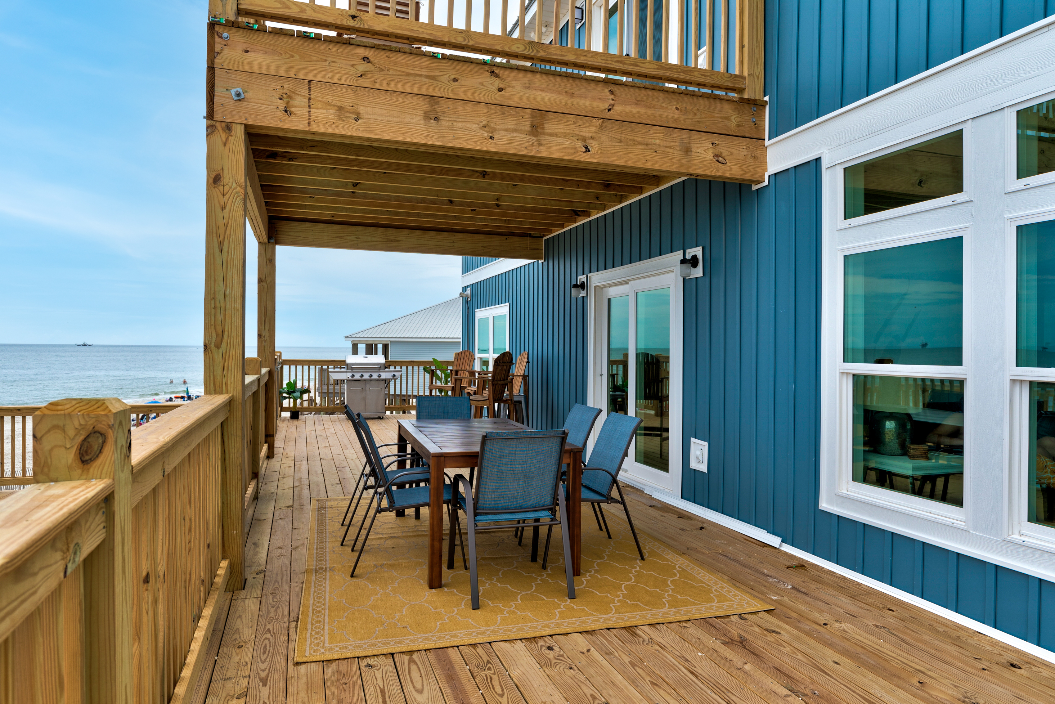 Outdoor Dining Island Time VI