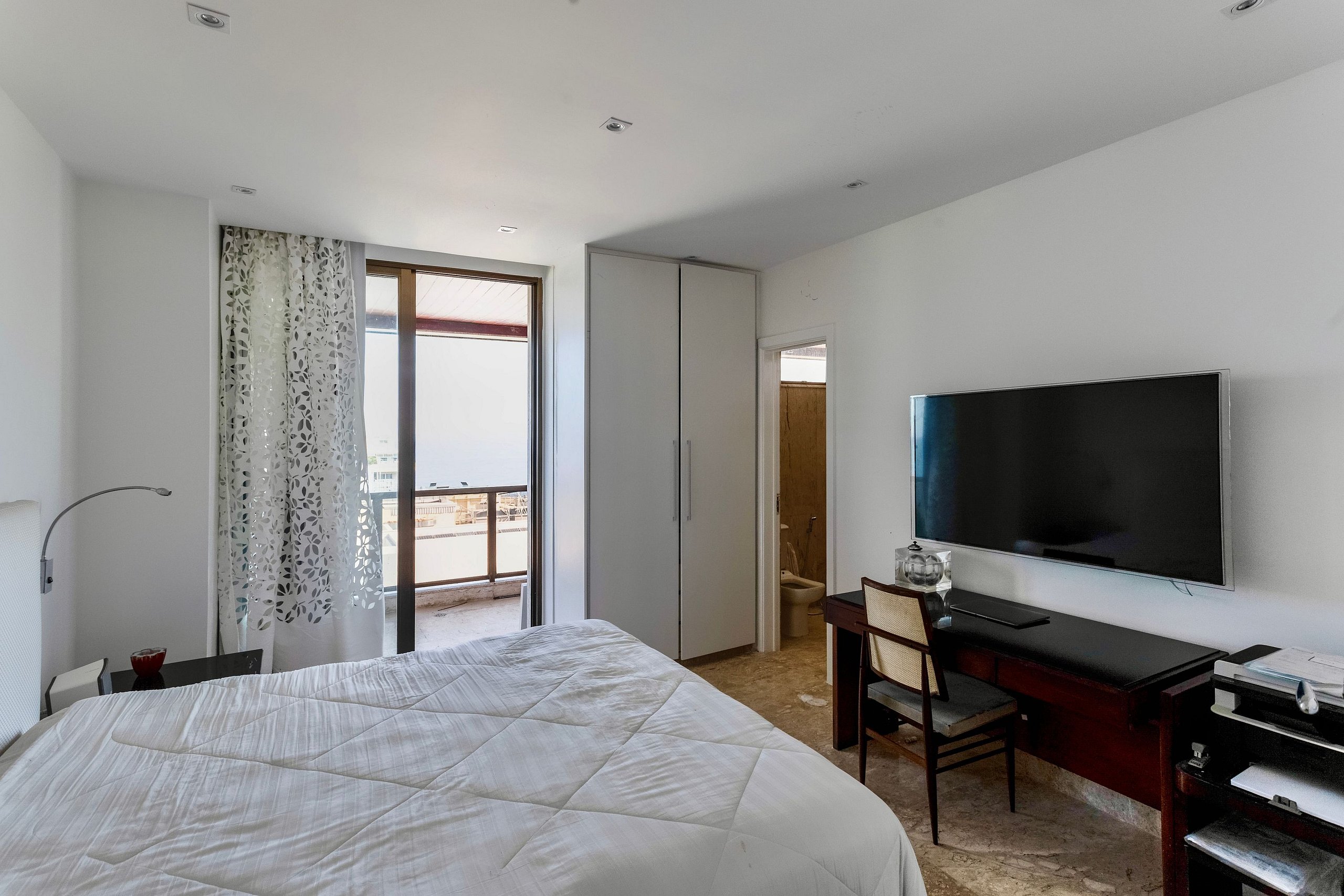 Wonderful penthouse with 5 suites and stunning view in Copacabana