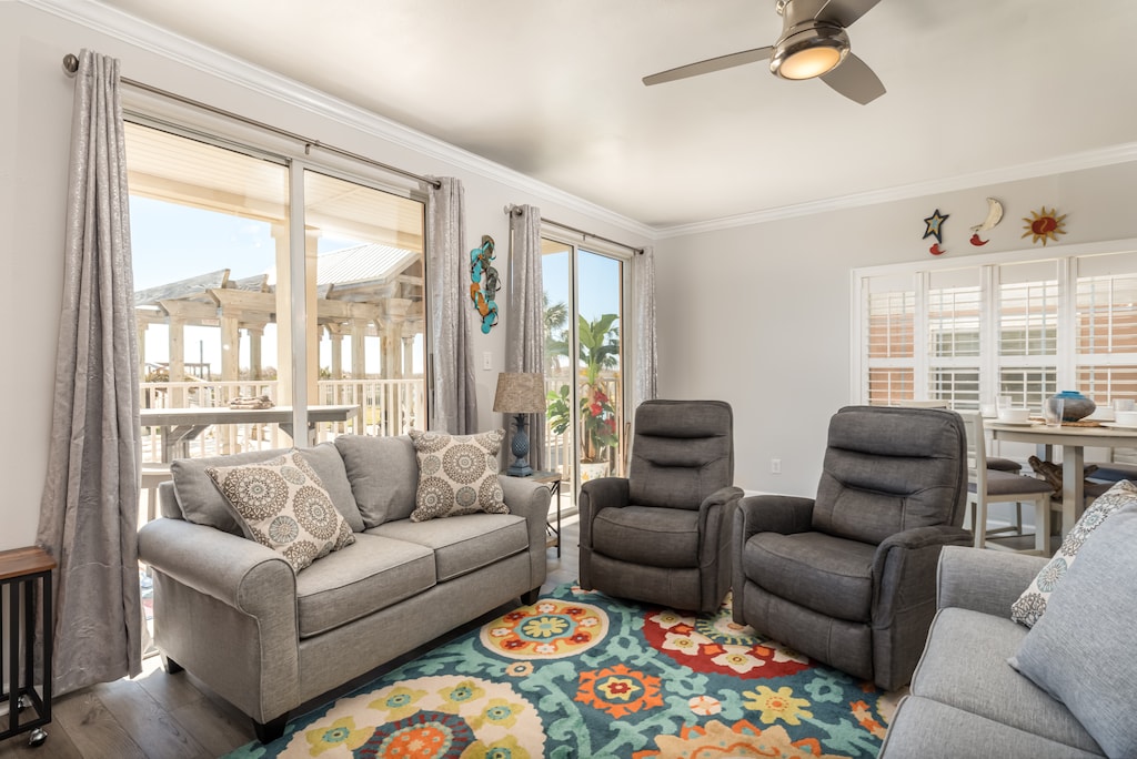 Wave Loud A Living Room Dauphin Island Beach Rentals