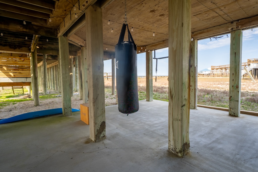 Tidal Wave Under House Workout Area - Punching Bag